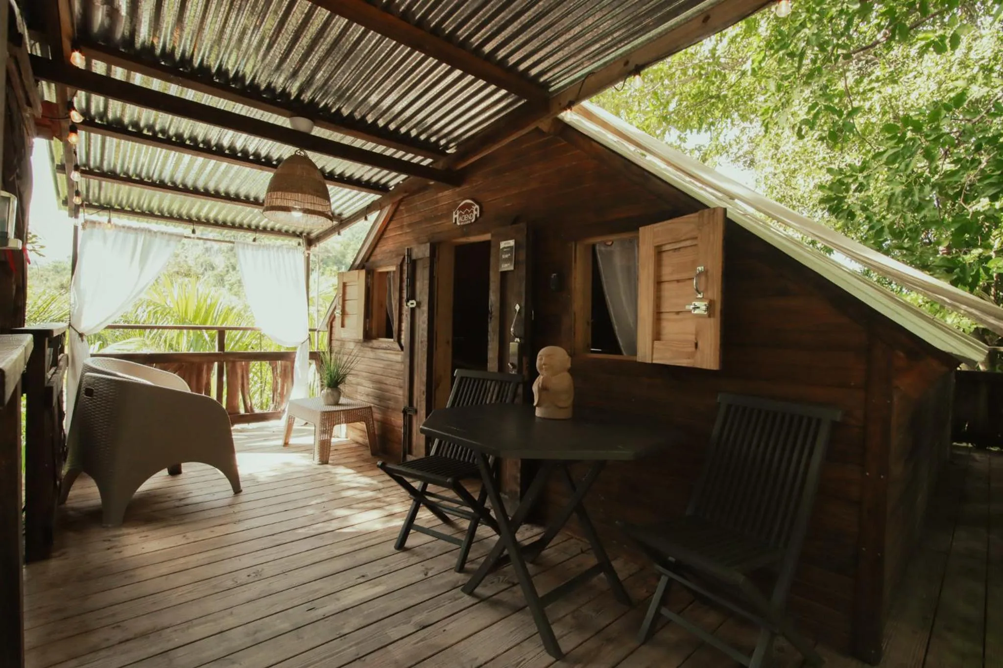 Facade/entrance in Hacienda Tres Casitas