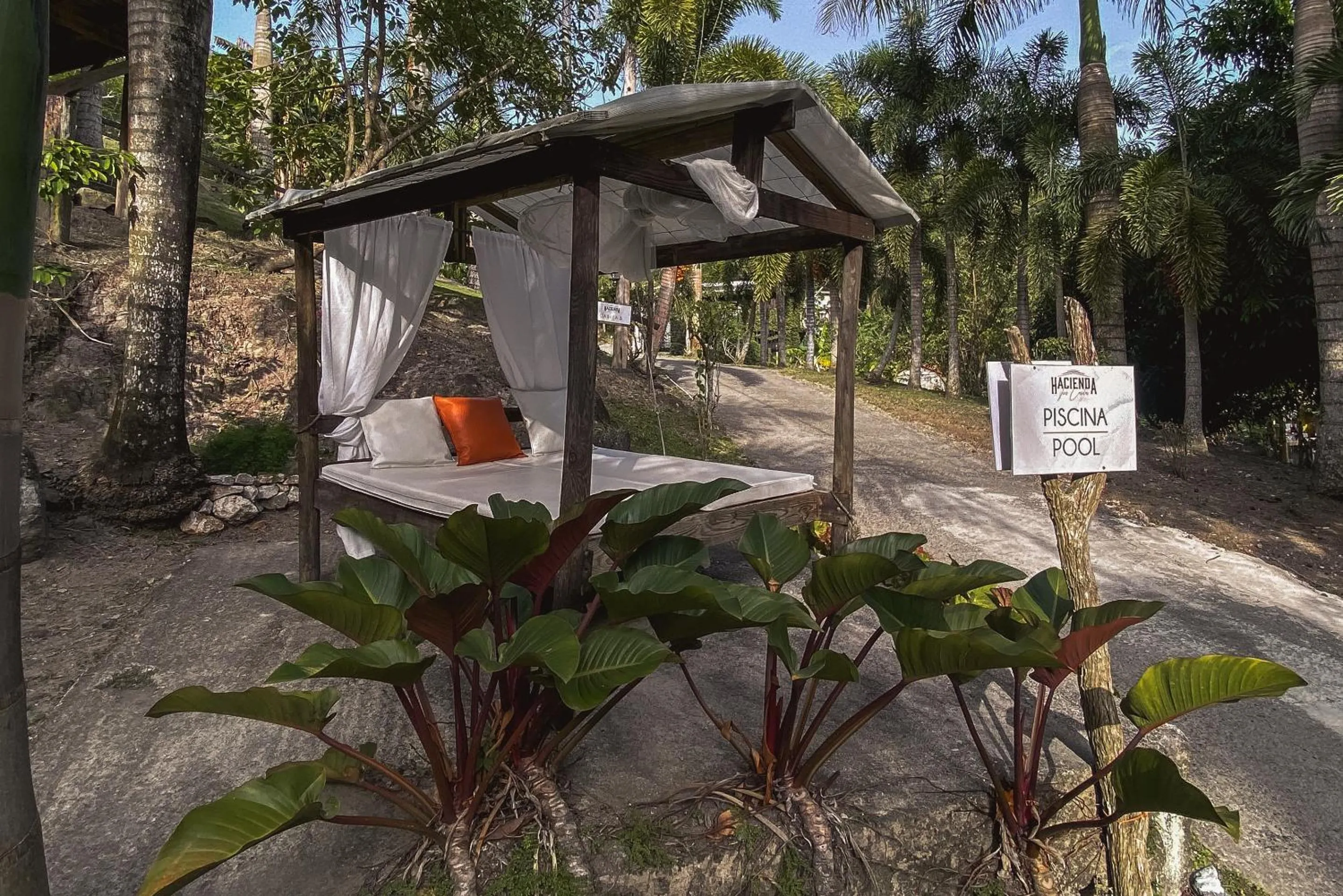 Area and facilities in Hacienda Tres Casitas