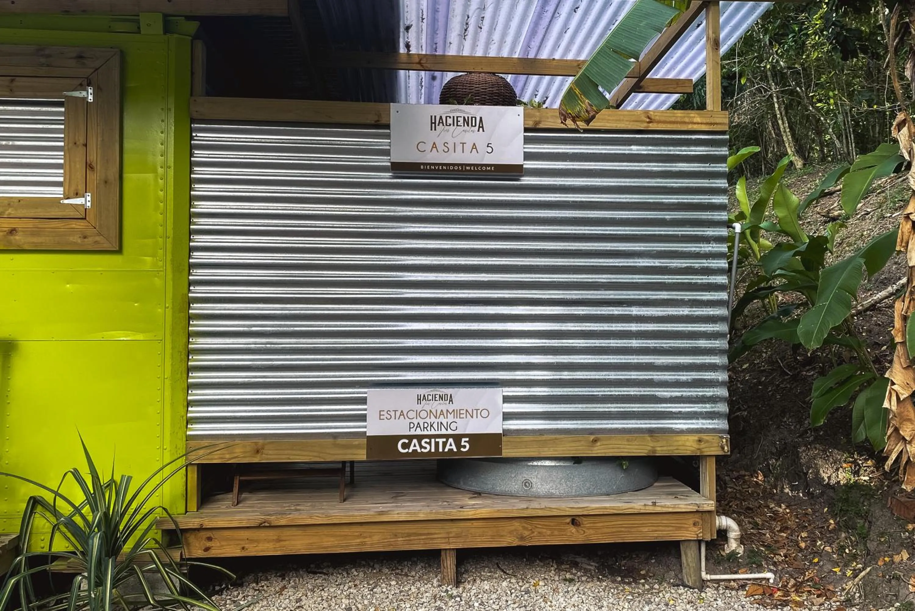 Facade/entrance in Hacienda Tres Casitas