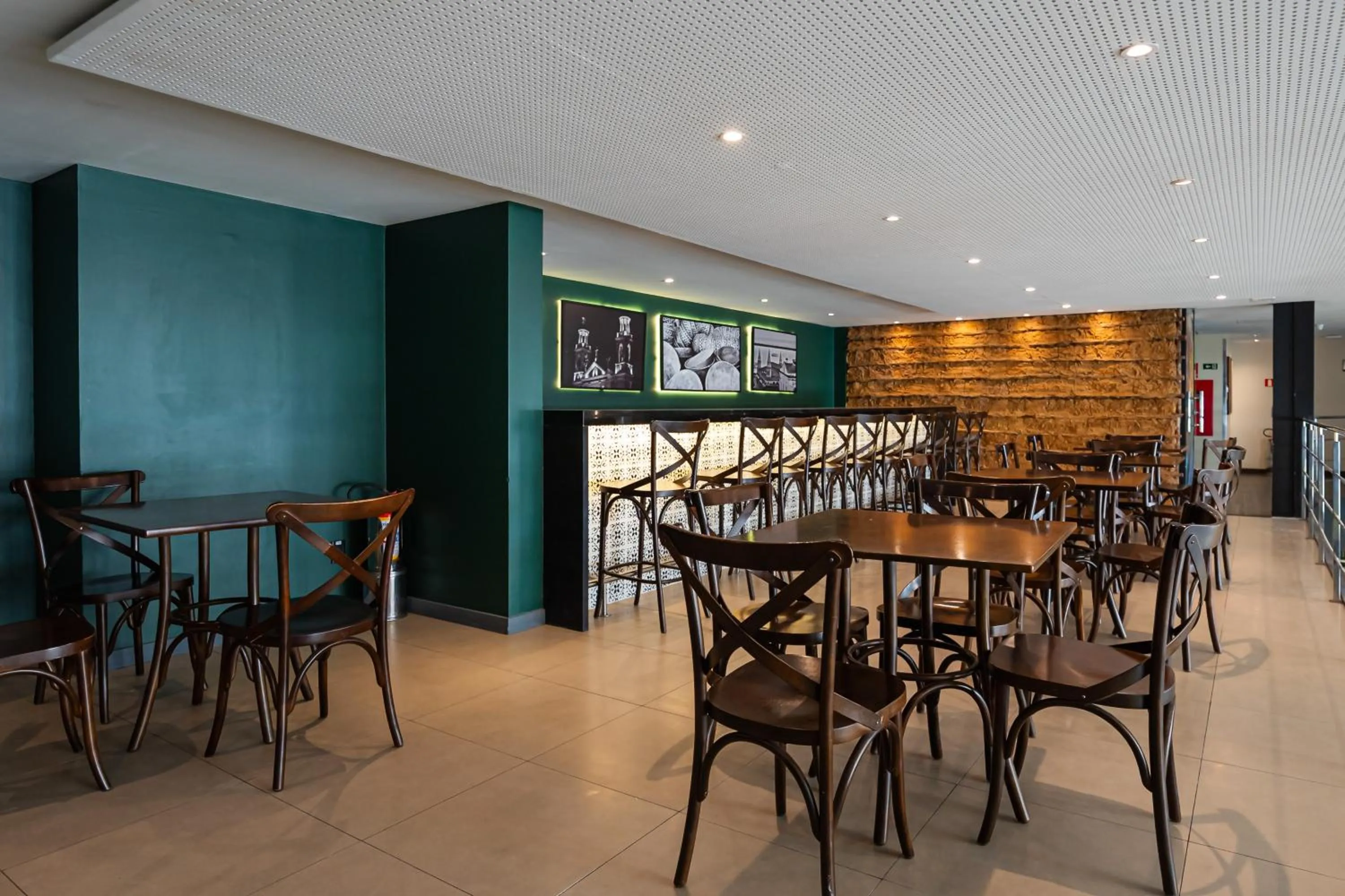 Restaurant/places to eat in ibis Styles Belem Nazare