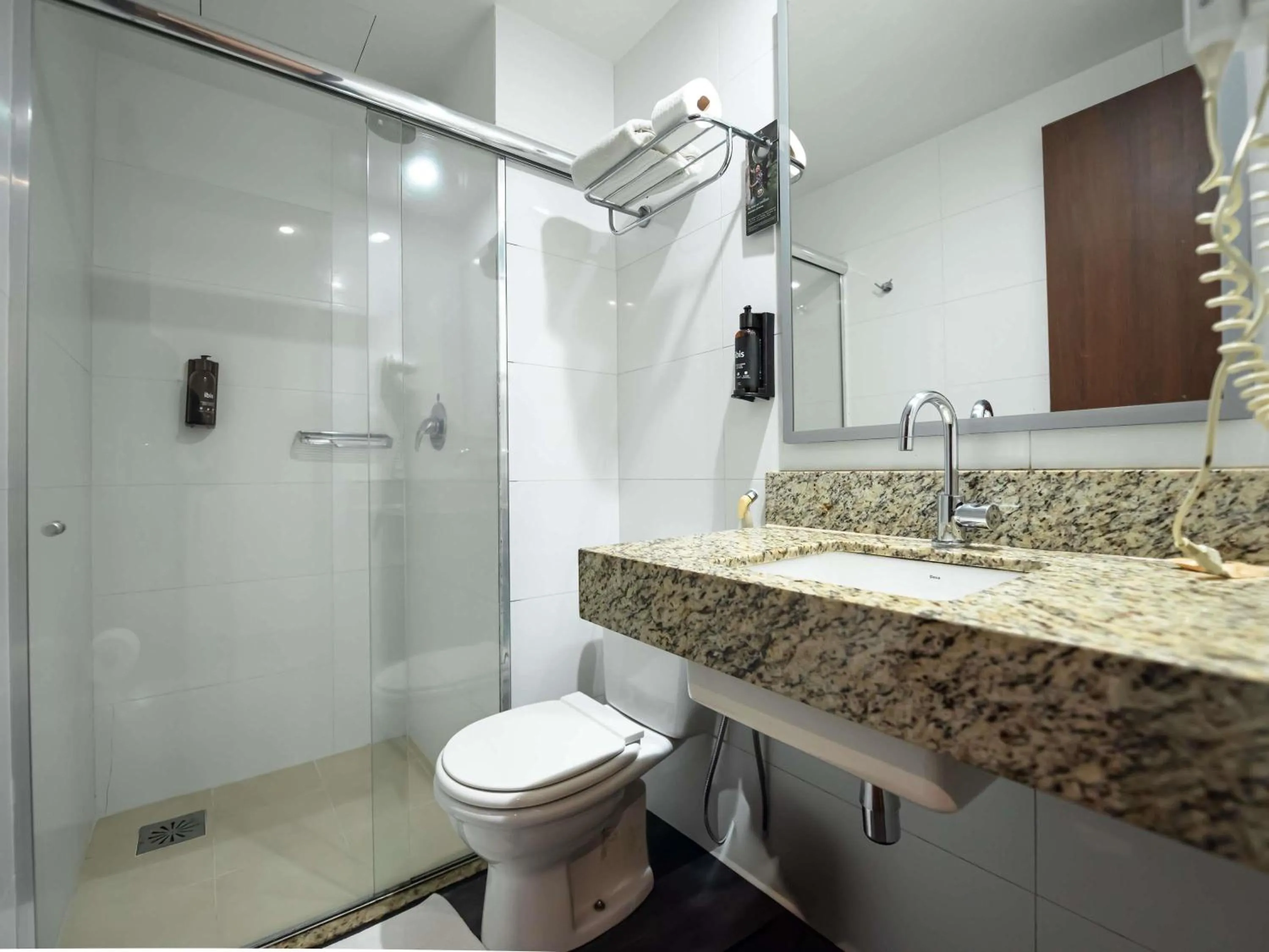 Bedroom in ibis Styles Belem Nazare