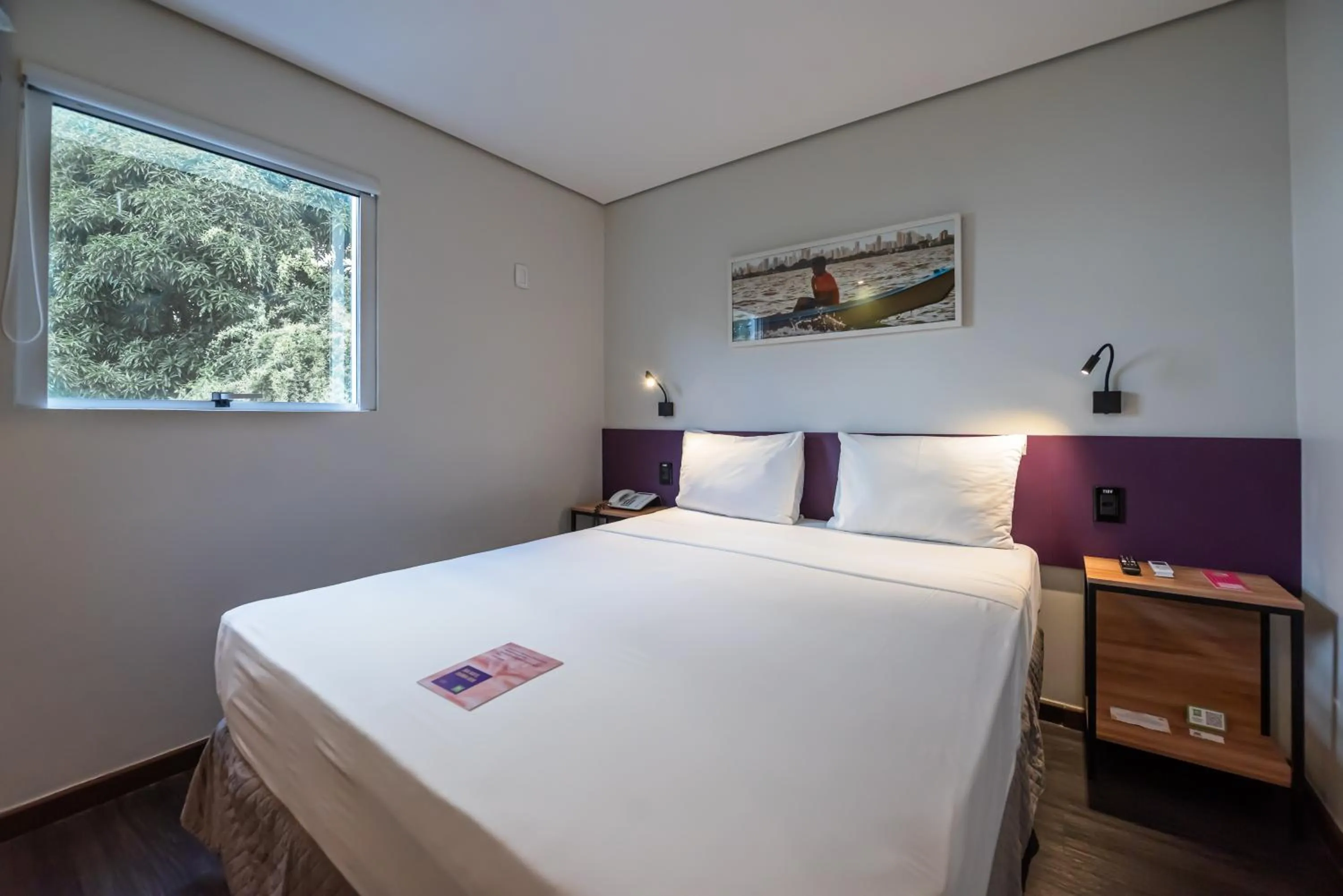Bedroom, Bed in ibis Styles Belem Nazare