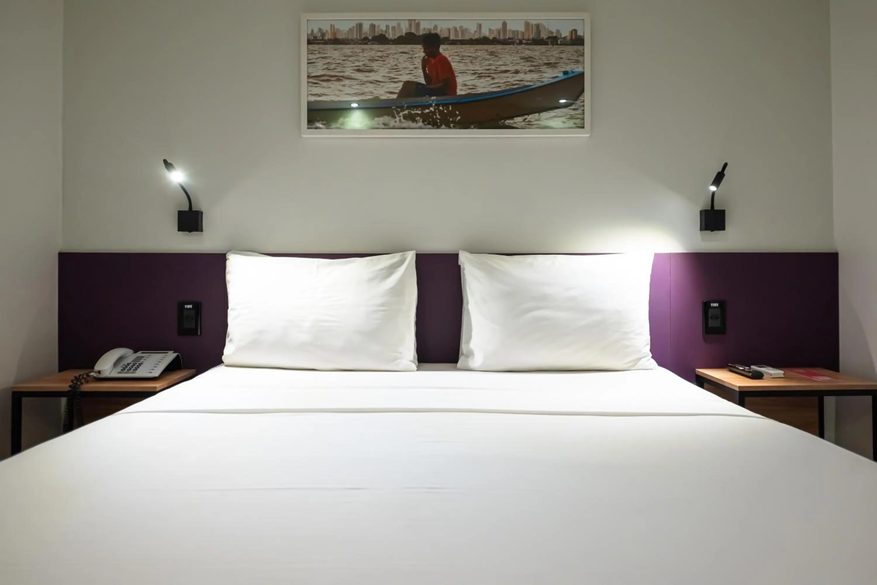 Bedroom, Bed in ibis Styles Belem Nazare