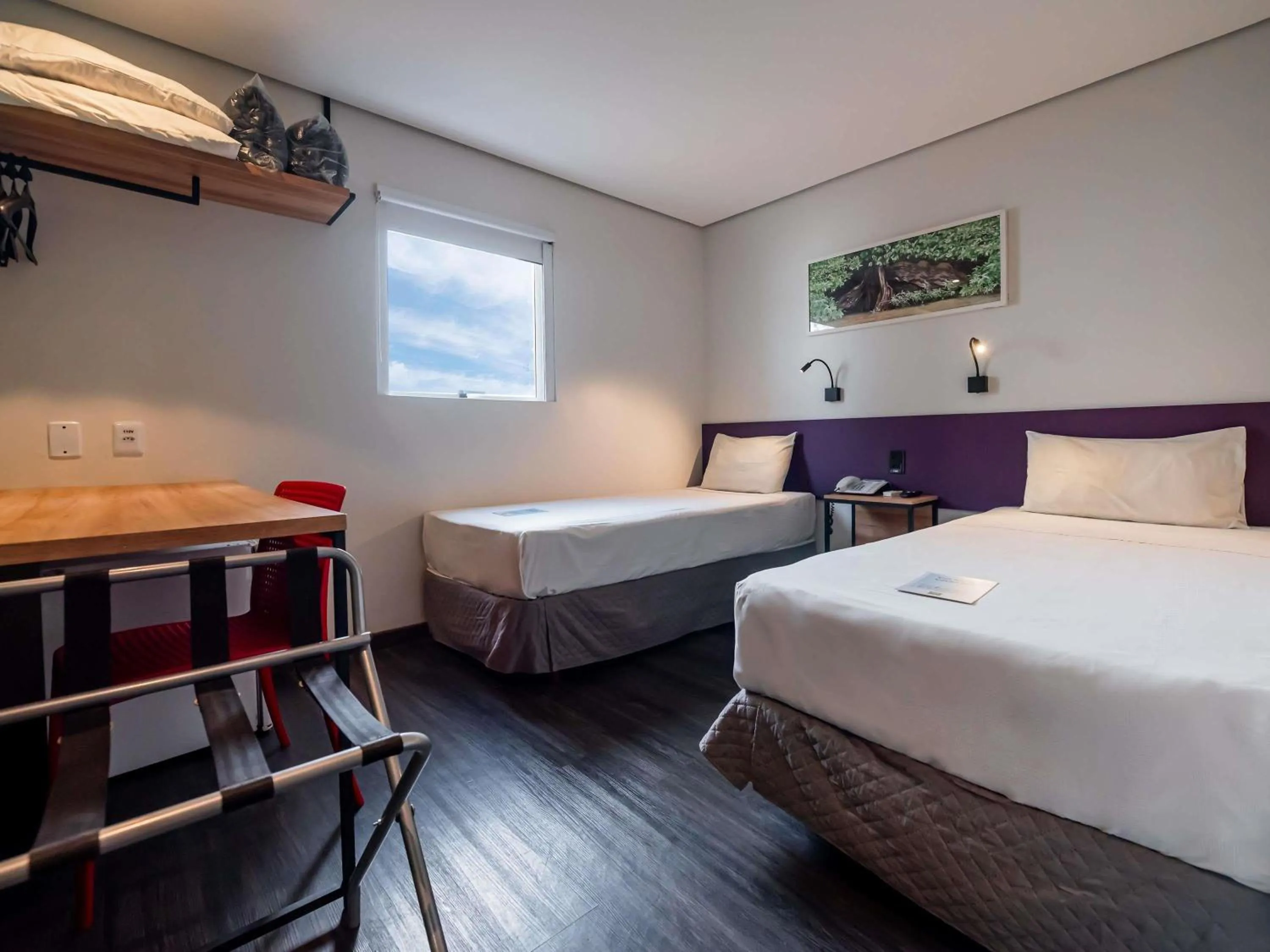 Bedroom, Bed in ibis Styles Belem Nazare