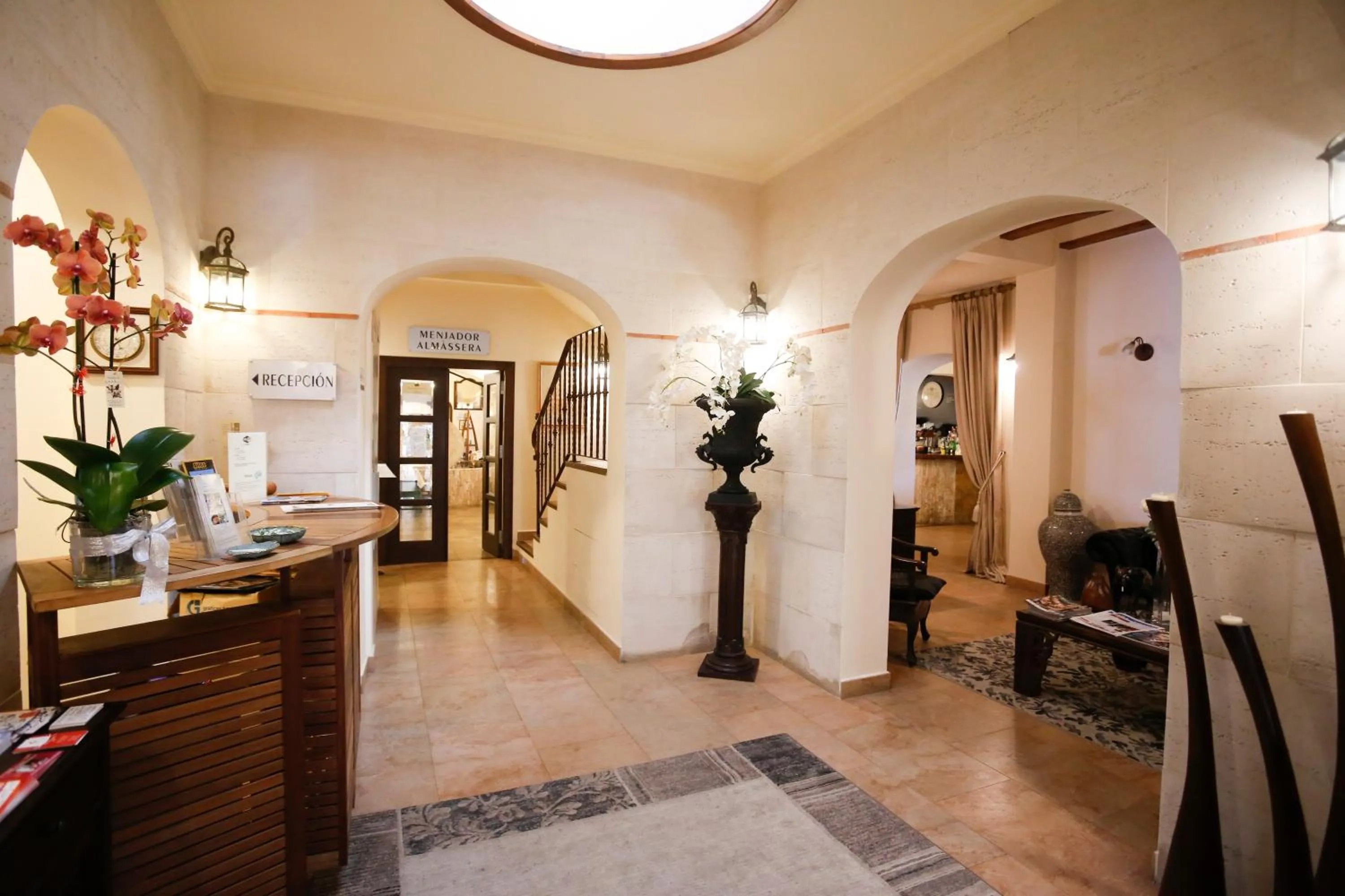 Lobby or reception in Hotel Tossal d'Altea