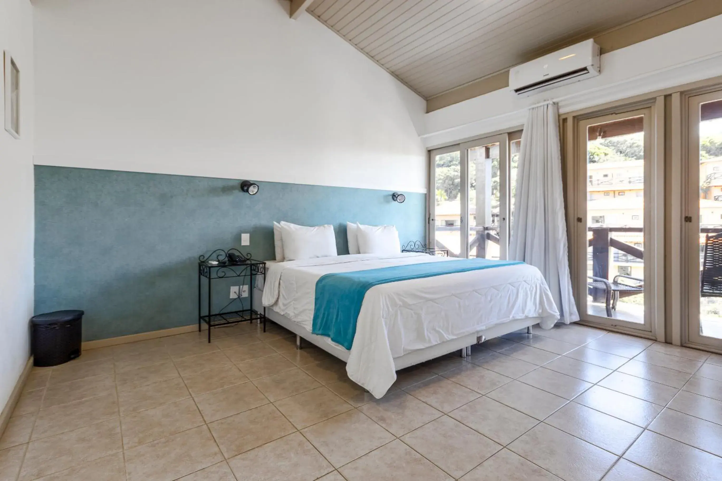 Double Room with Balcony and Sea View in Hotel Ilha Branca Inn Double Room with Balcony and Sea View in Hotel Ilha Branca Inn