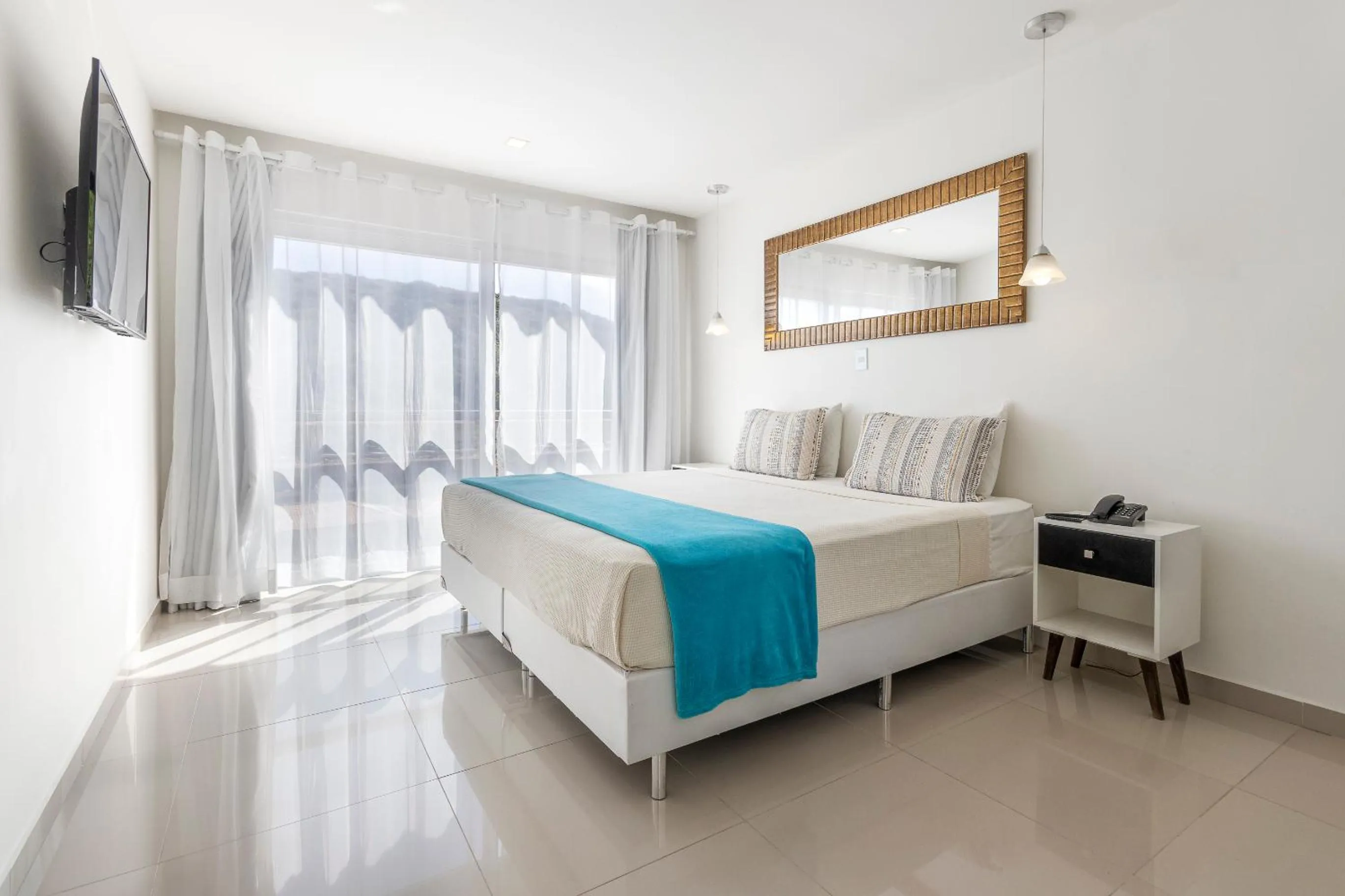 Bed in Hotel Ilha Branca Inn