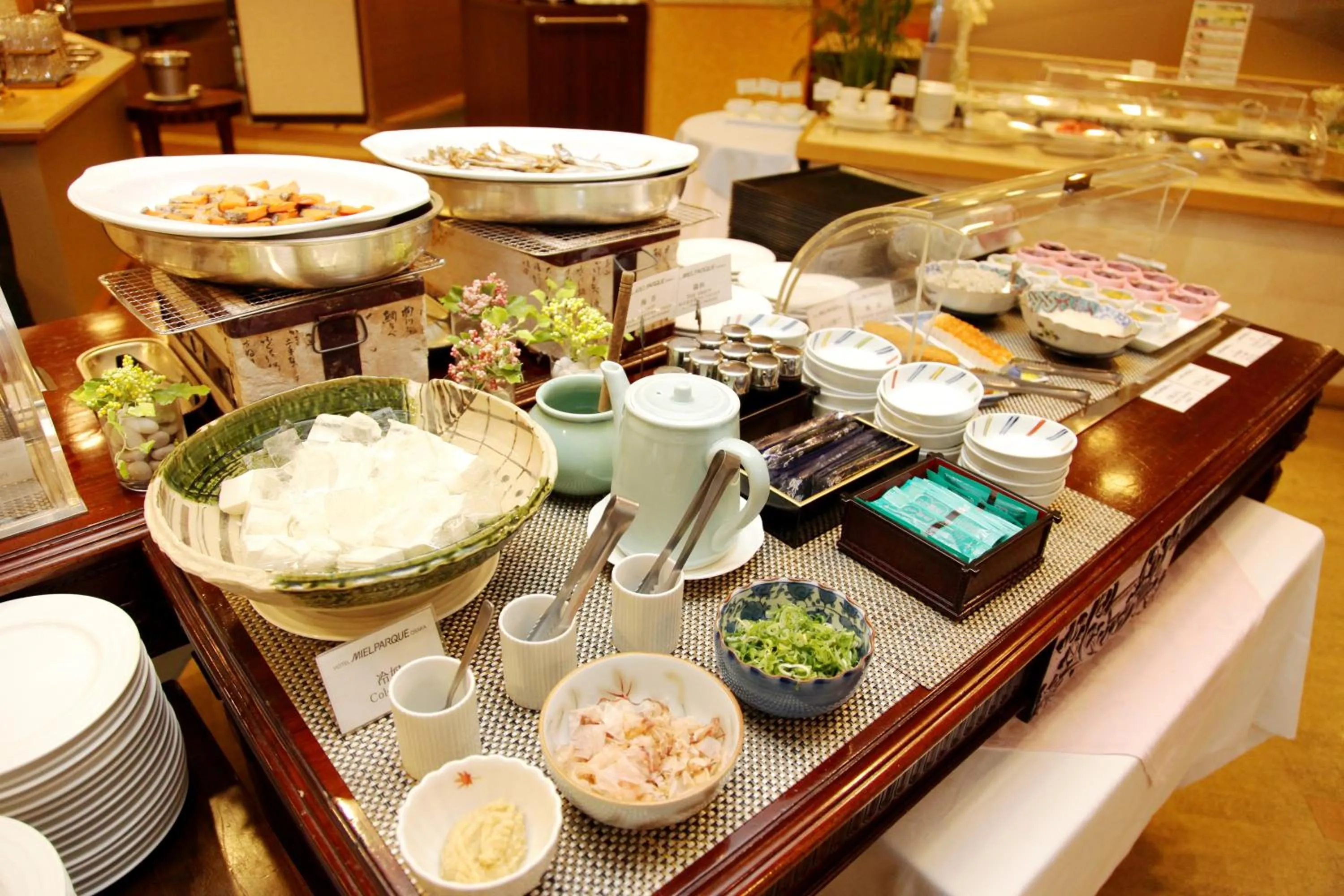 Restaurant/places to eat in Mielparque-Osaka