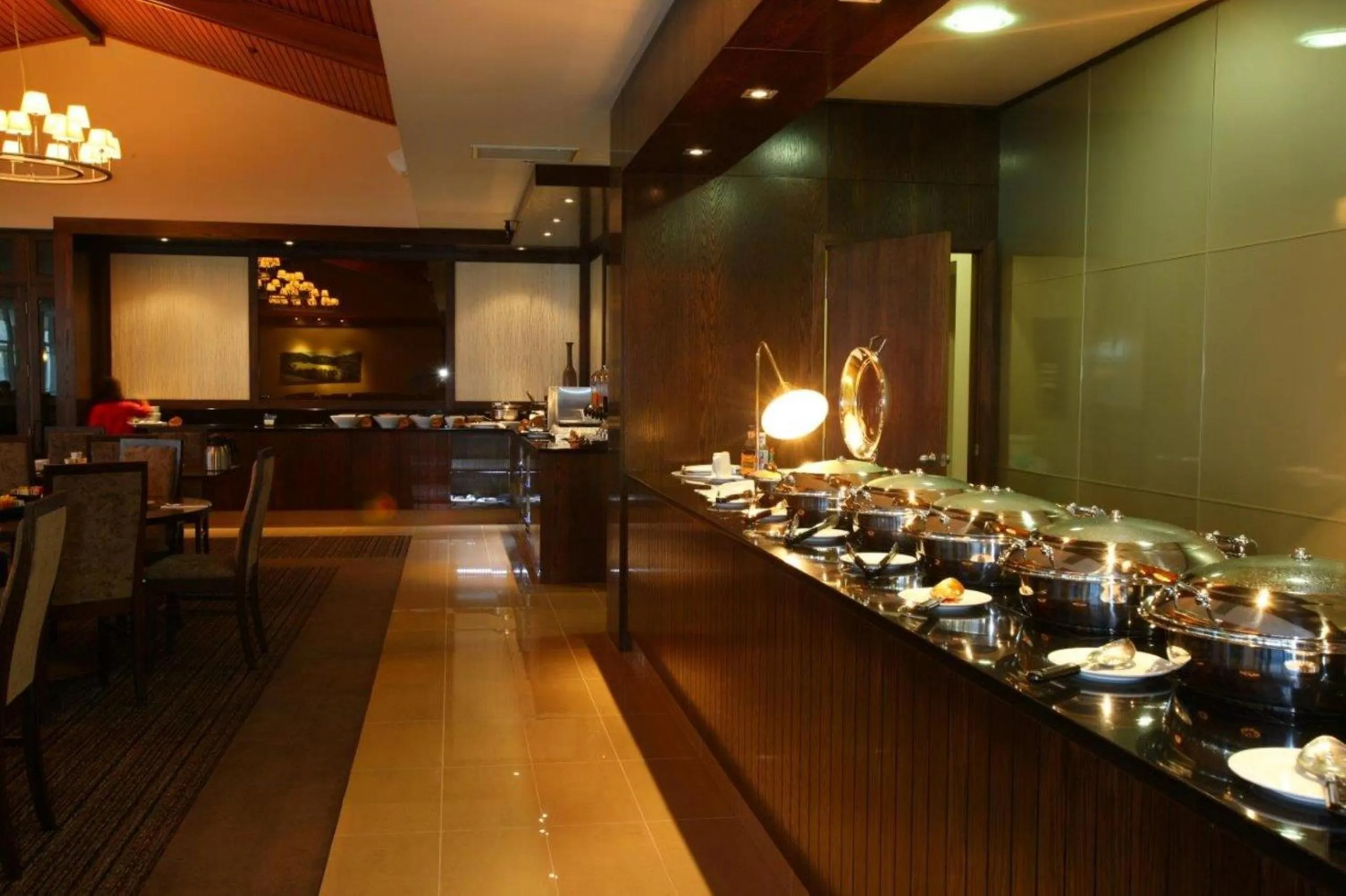 Restaurant/places to eat in Distinction Te Anau Hotel & Villas