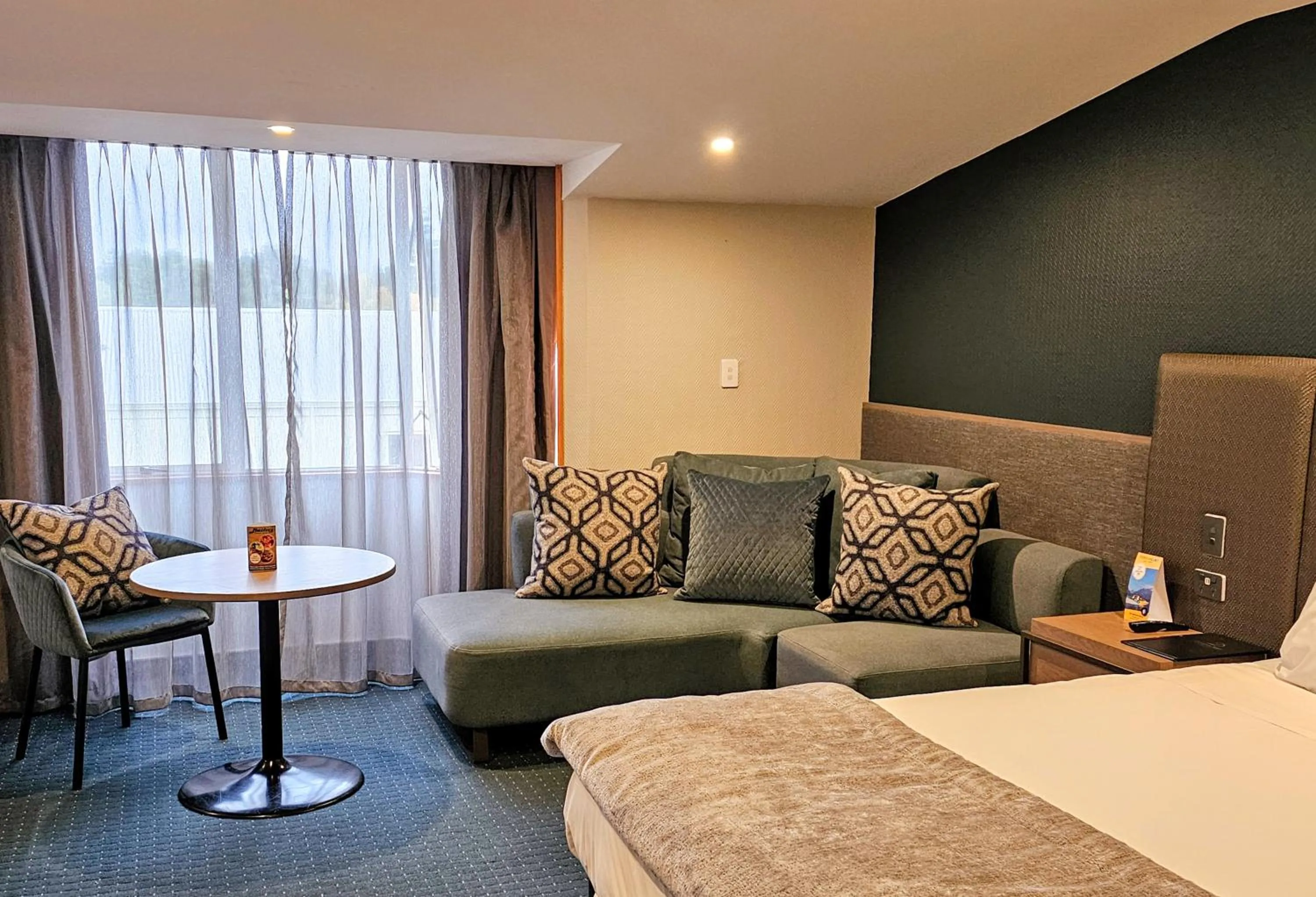 Bedroom, Bed in Distinction Luxmore Hotel