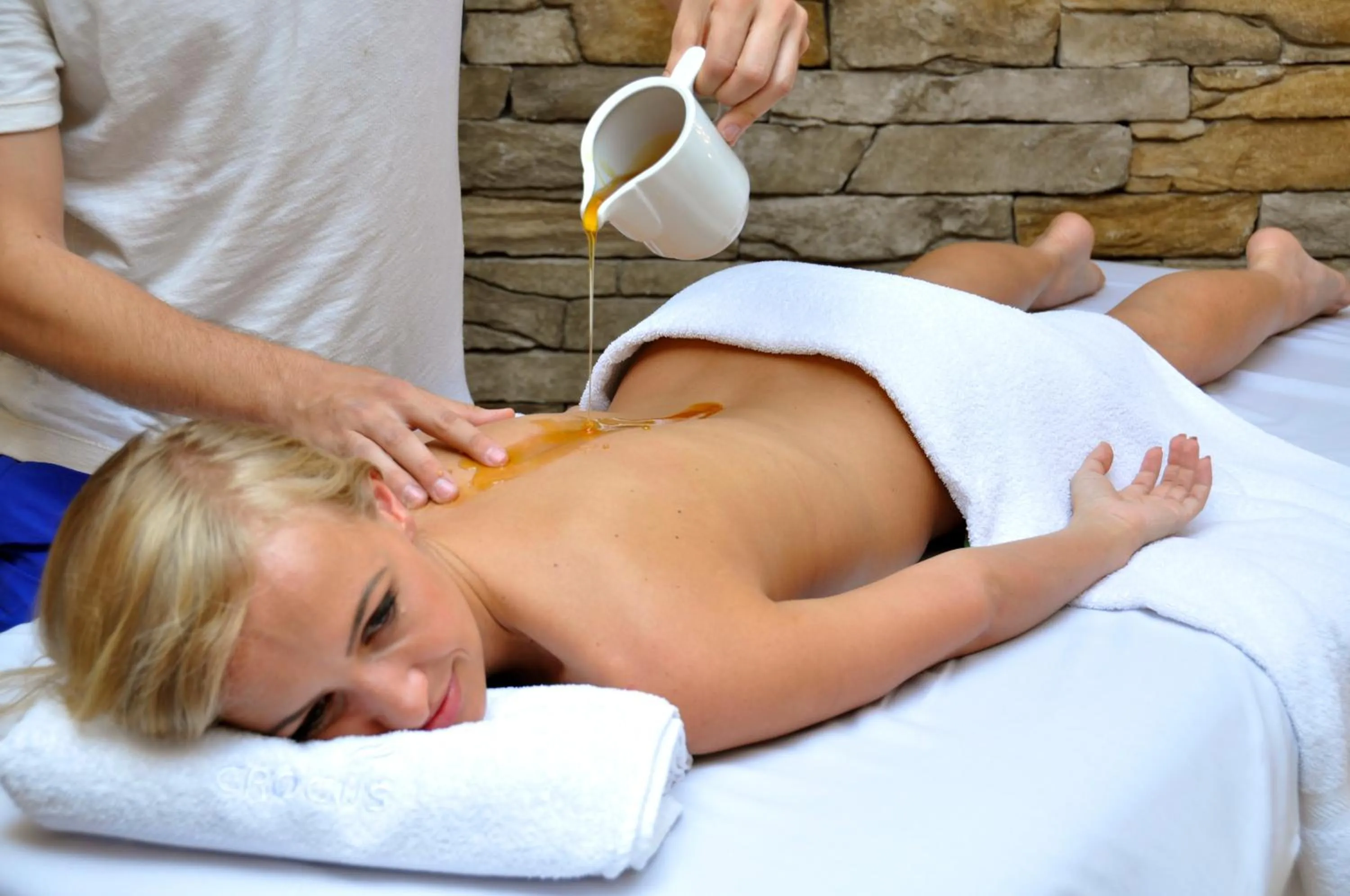 People in Hotel CROCUS