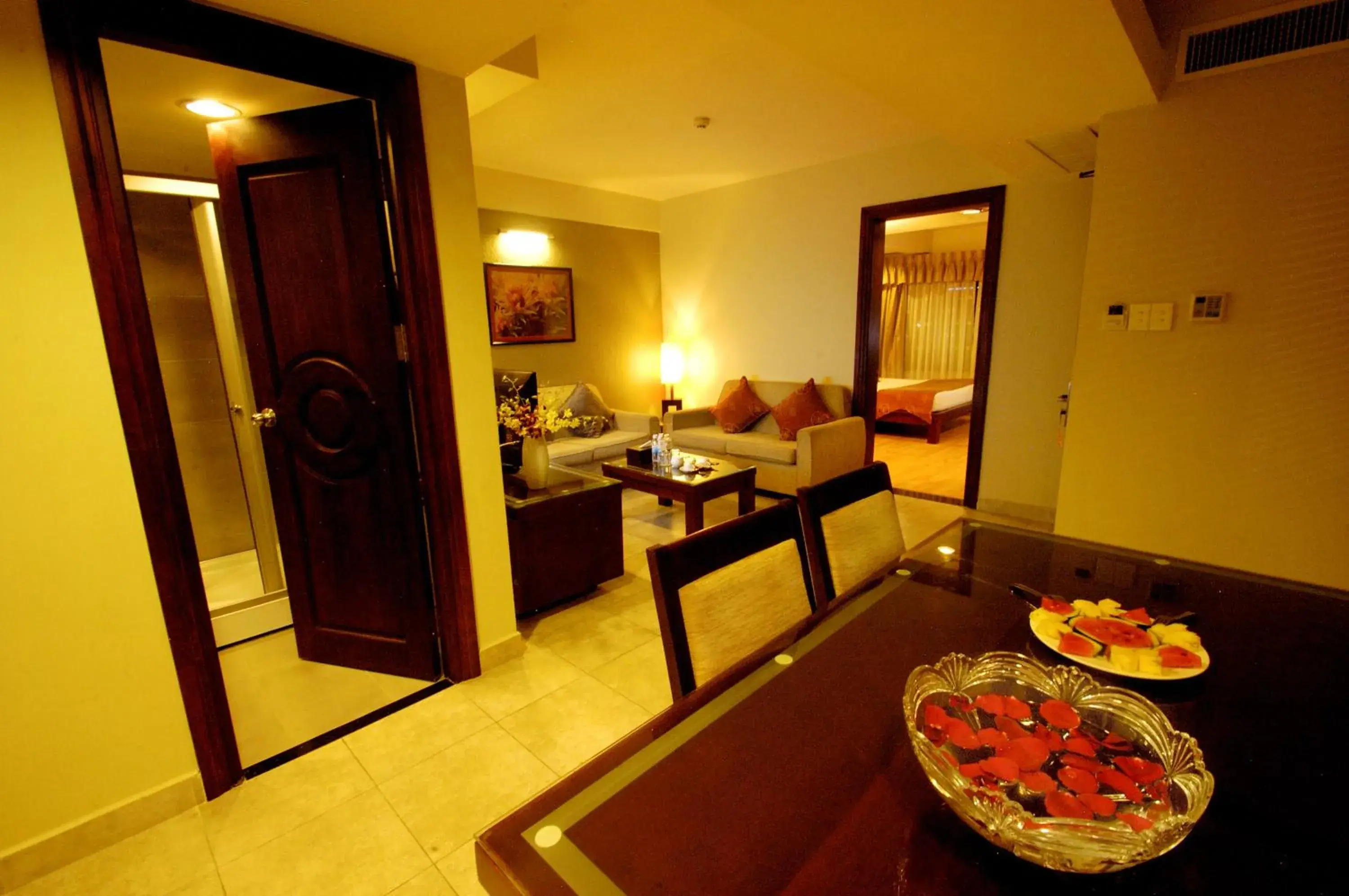 Two-Bedroom Apartment in Asia Paradise Hotel Two-Bedroom Apartment in Asia Paradise Hotel
