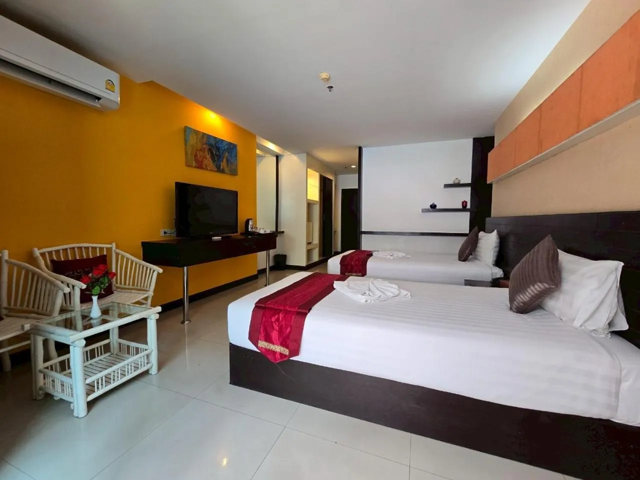 Bed in Baron Beach Hotel