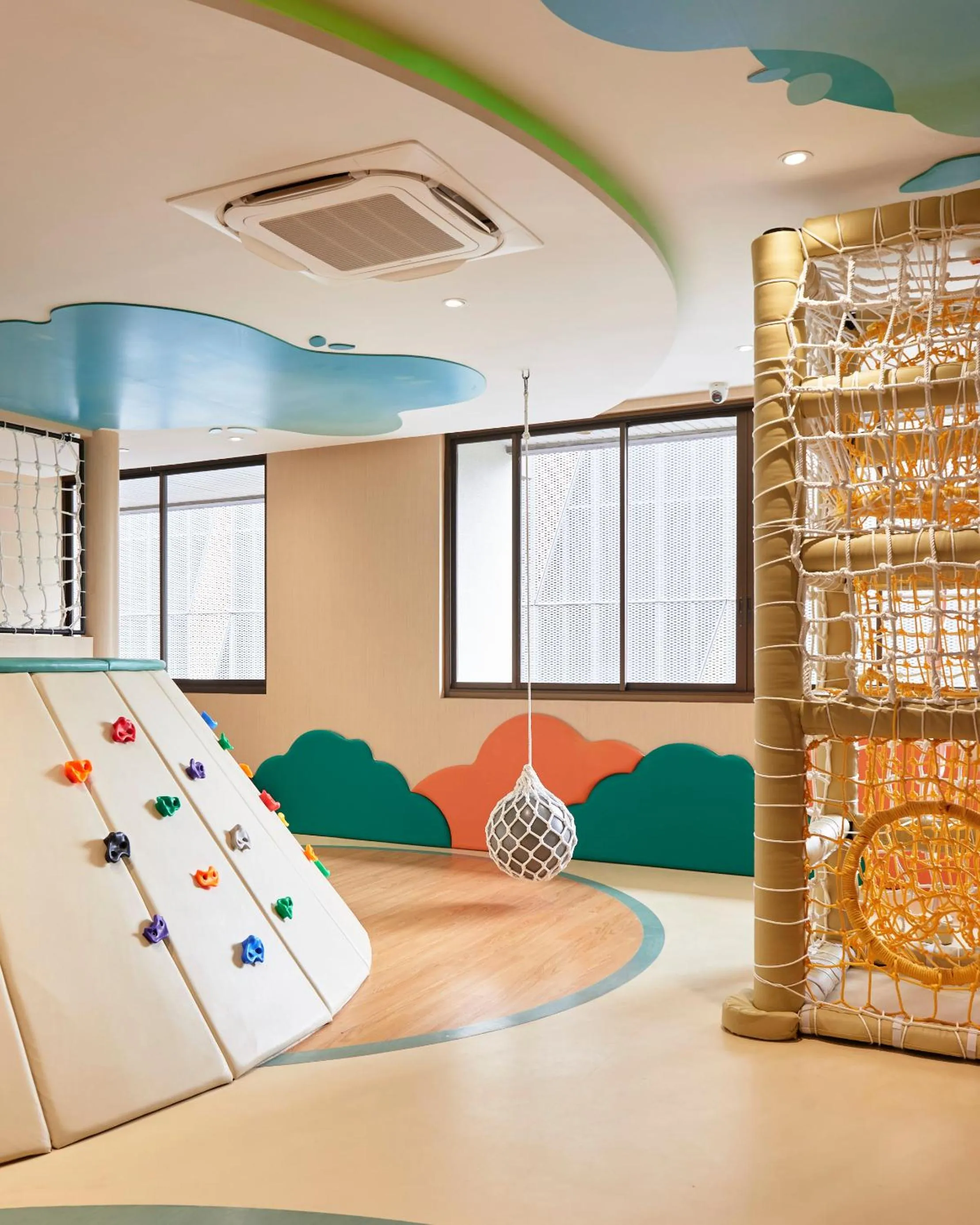 Kids's club in Bliston Suwan Park View