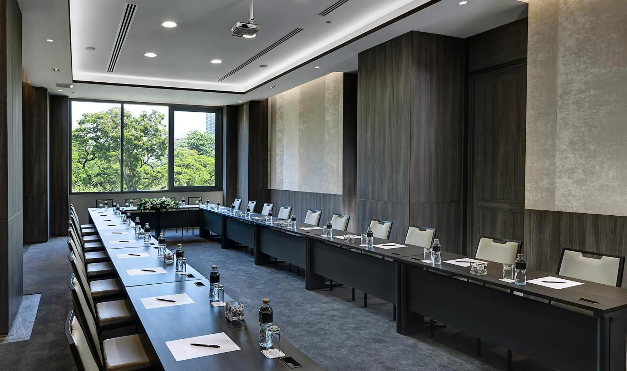 Banquet/Function facilities in Bliston Suwan Park View