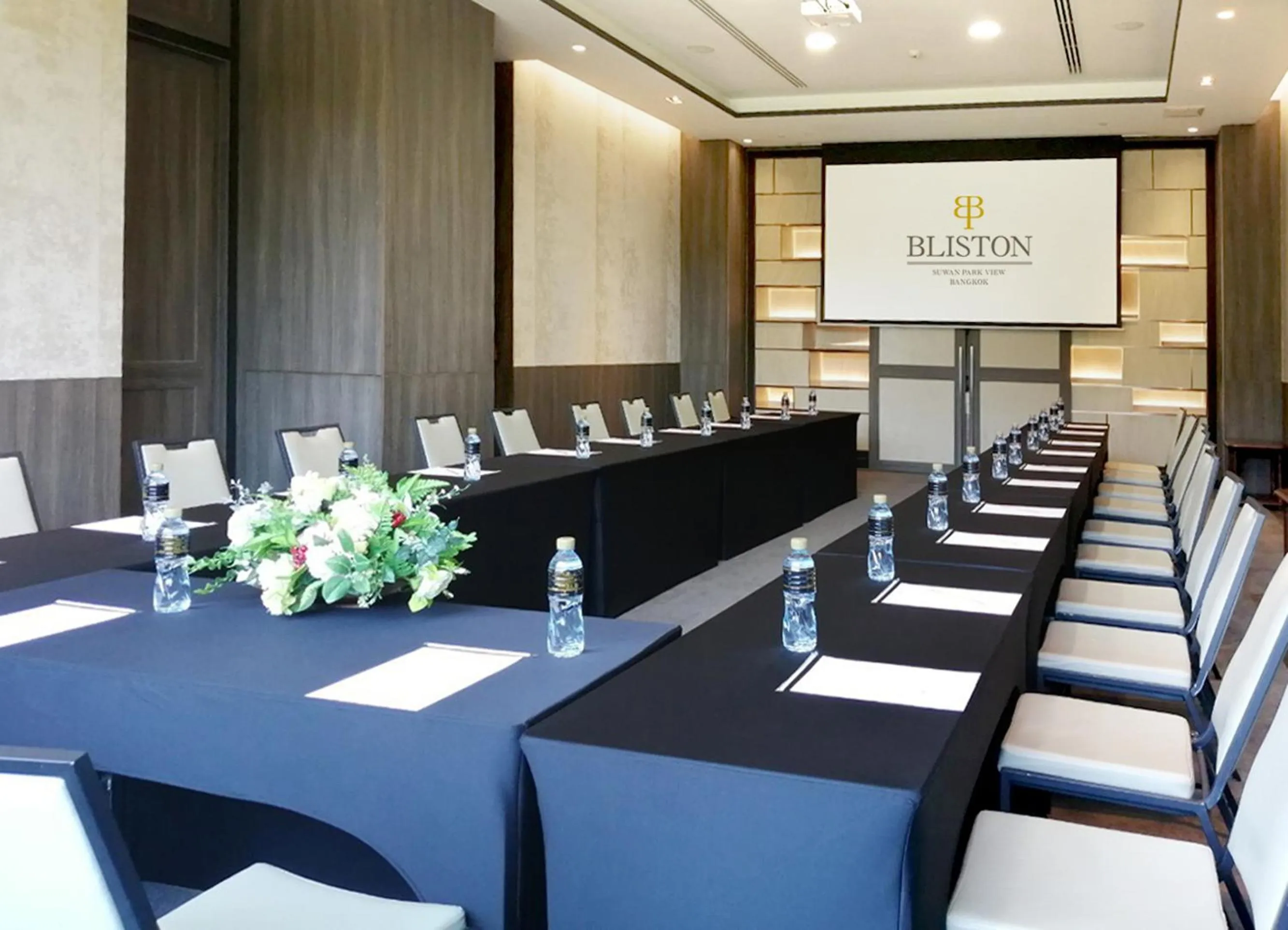 Banquet/Function facilities in Bliston Suwan Park View