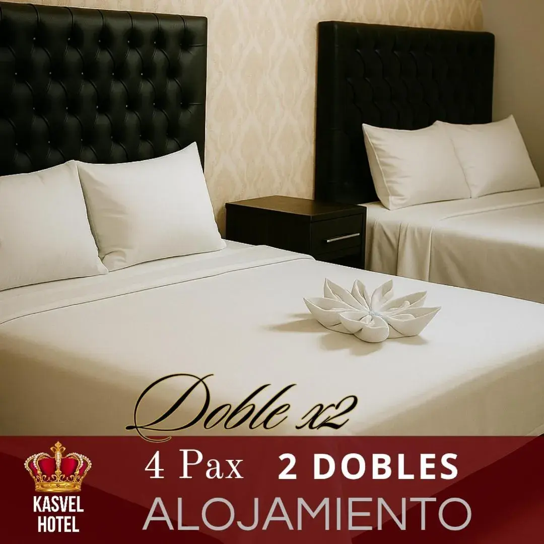 Double Room with Two Double Beds in Hotel Kasvel Double Room with Two Double Beds in Hotel Kasvel