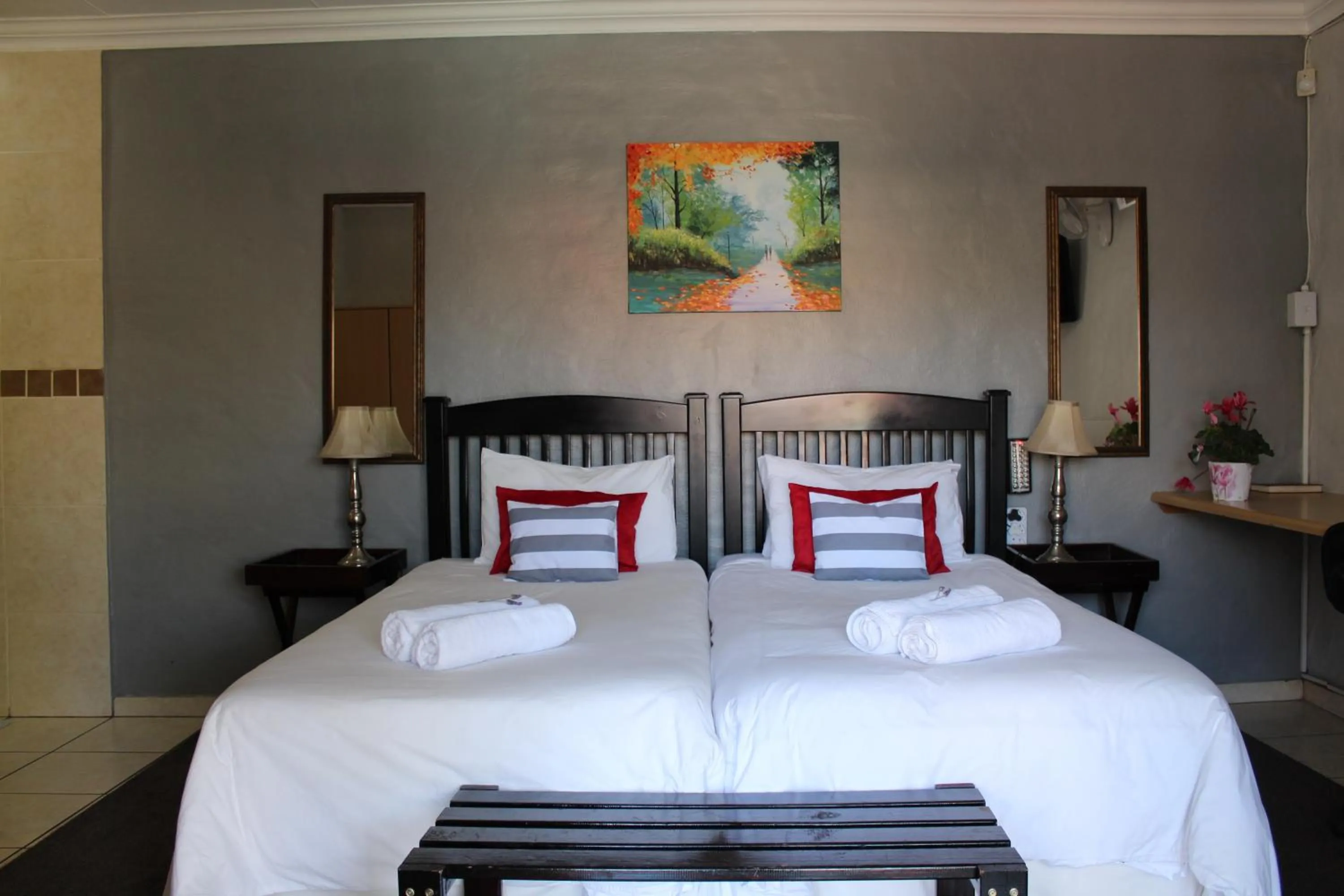 Photo of the whole room, Bed in 3 Liebeloft Guest House