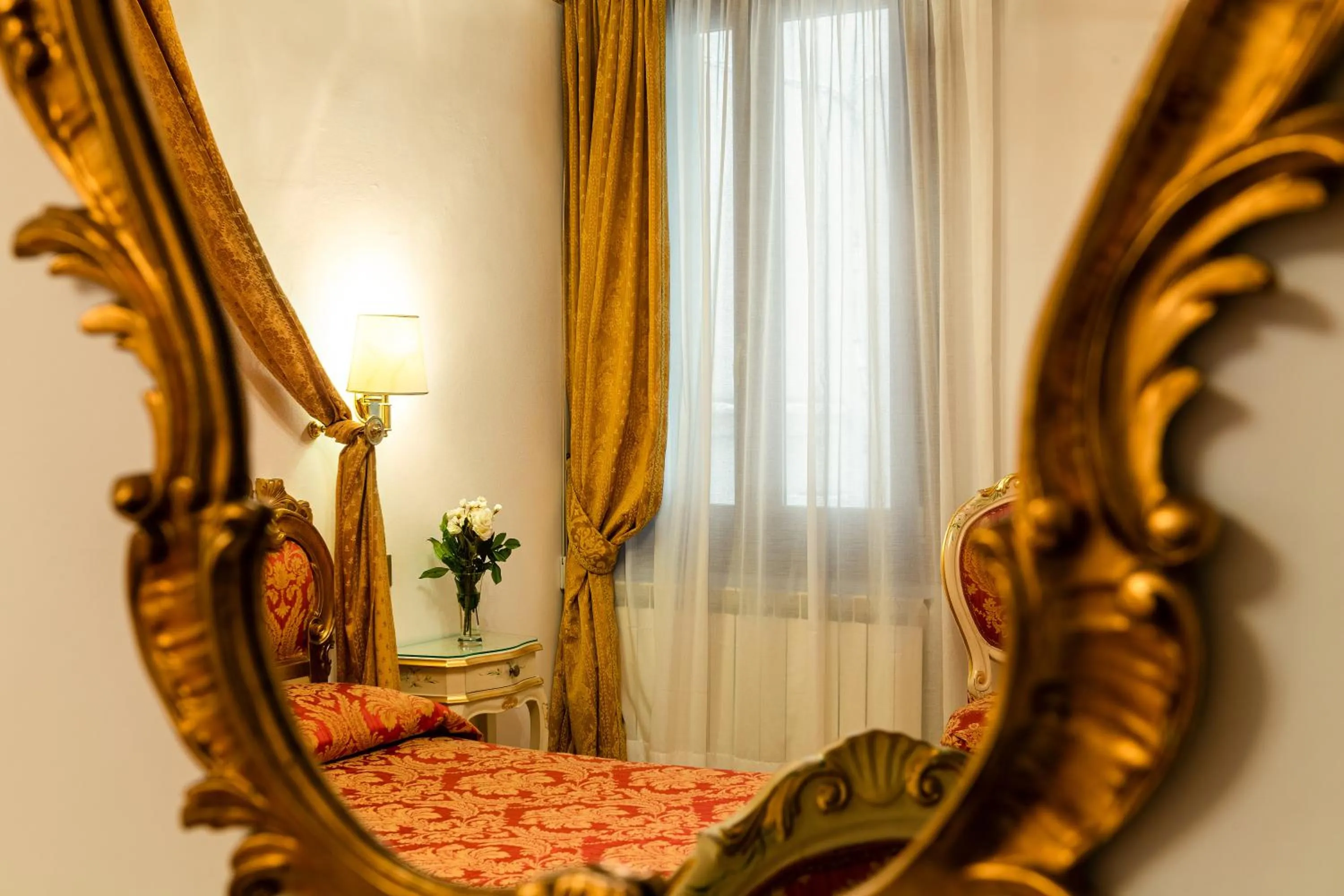 Bedroom in Hotel Al Vagon