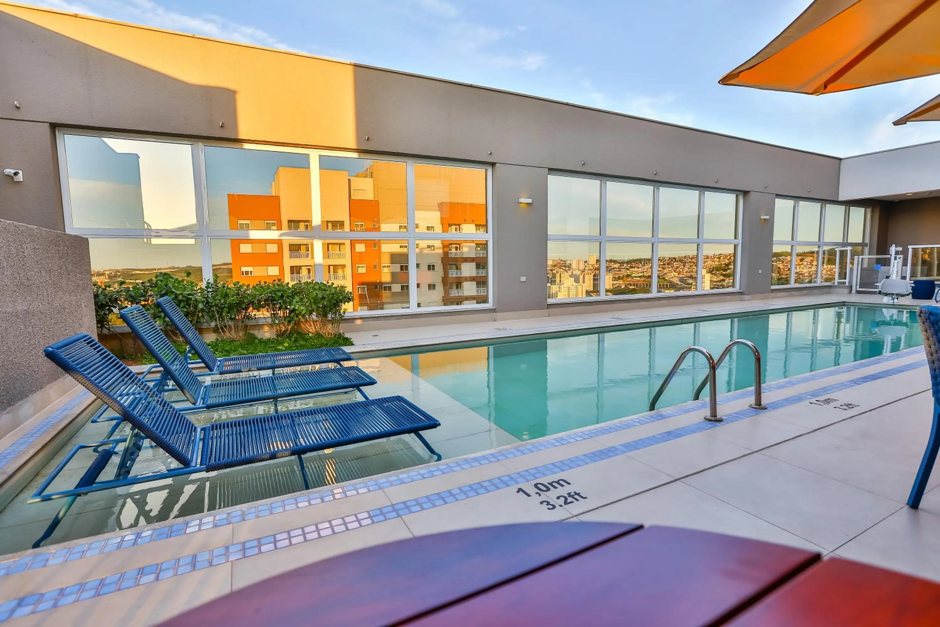 Swimming pool in Hilton Garden Inn Santo Andre