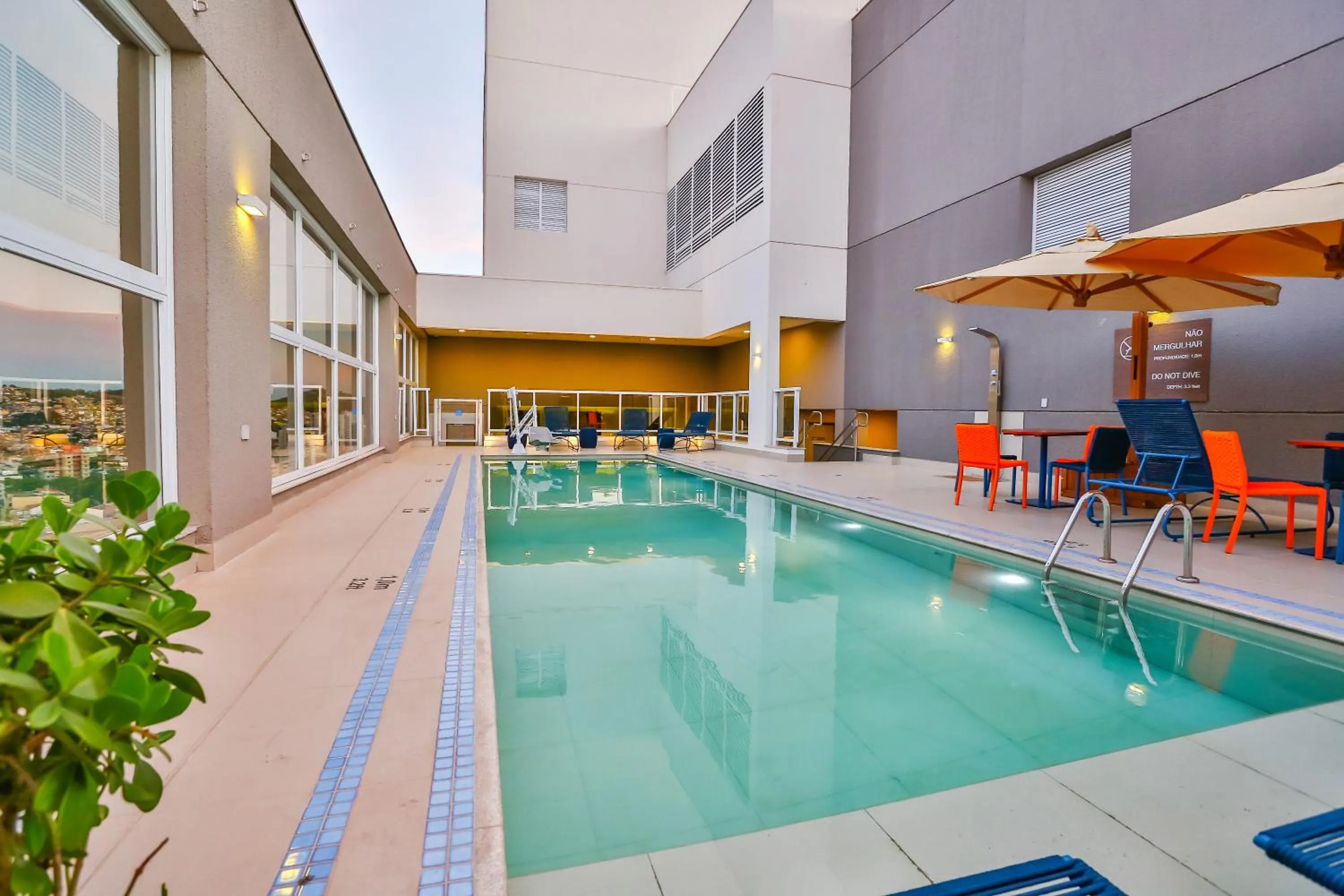 Swimming pool in Hilton Garden Inn Santo Andre