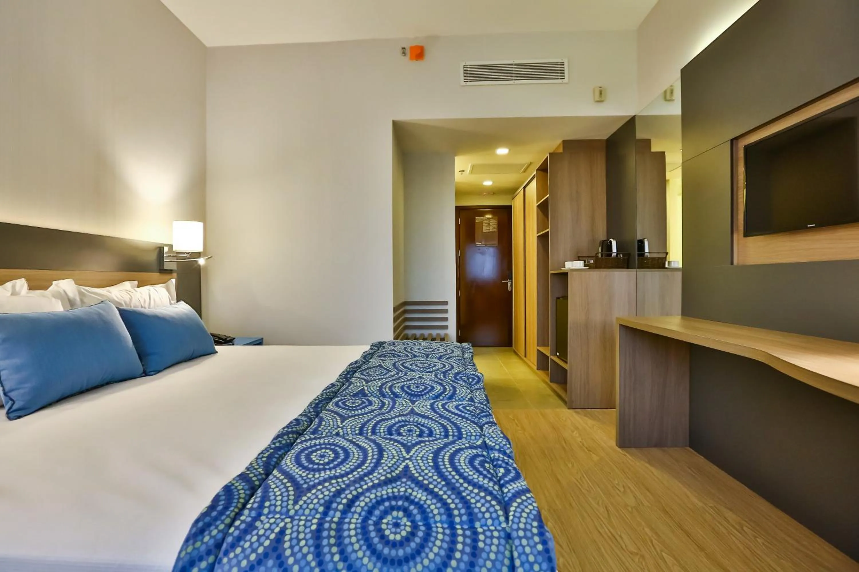 Bedroom, Bed in Hilton Garden Inn Santo Andre