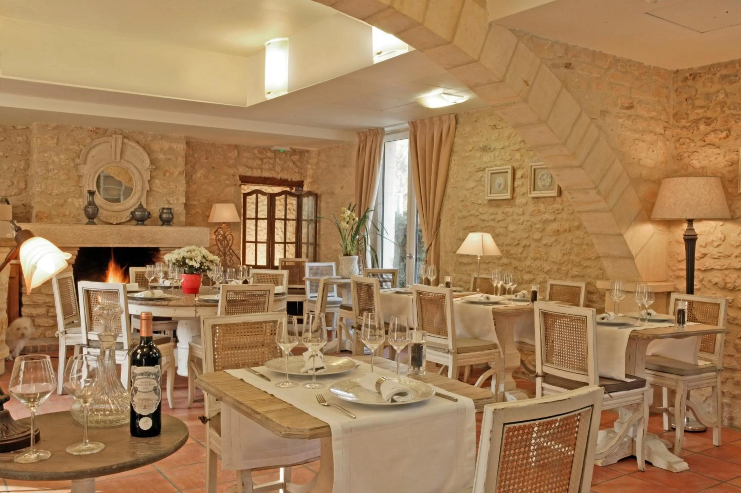 Restaurant/places to eat in Le Moulin de Mitou