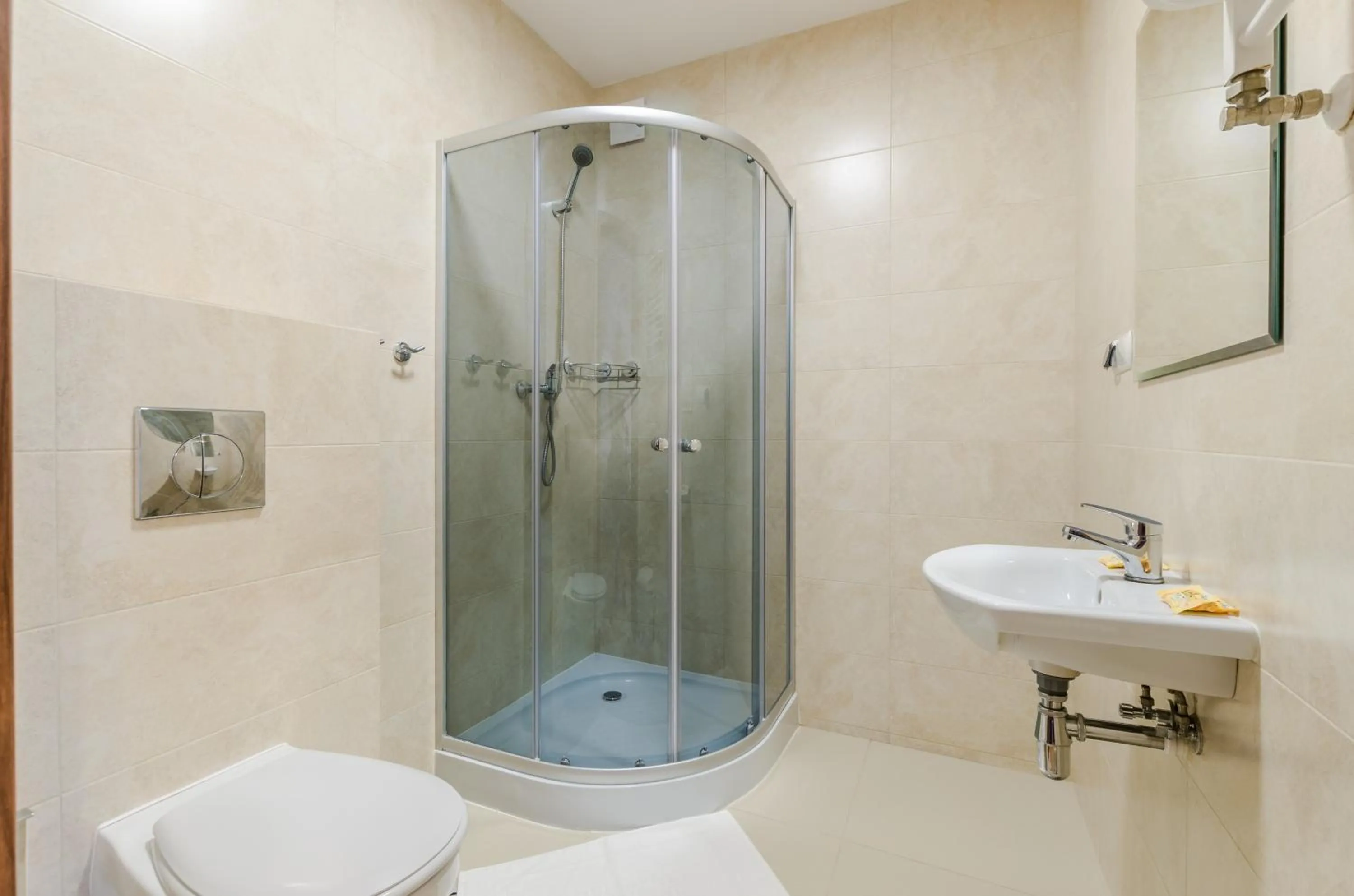 RAMZES-pokoje z balkonami,parking,Blisko do plaży Ustka