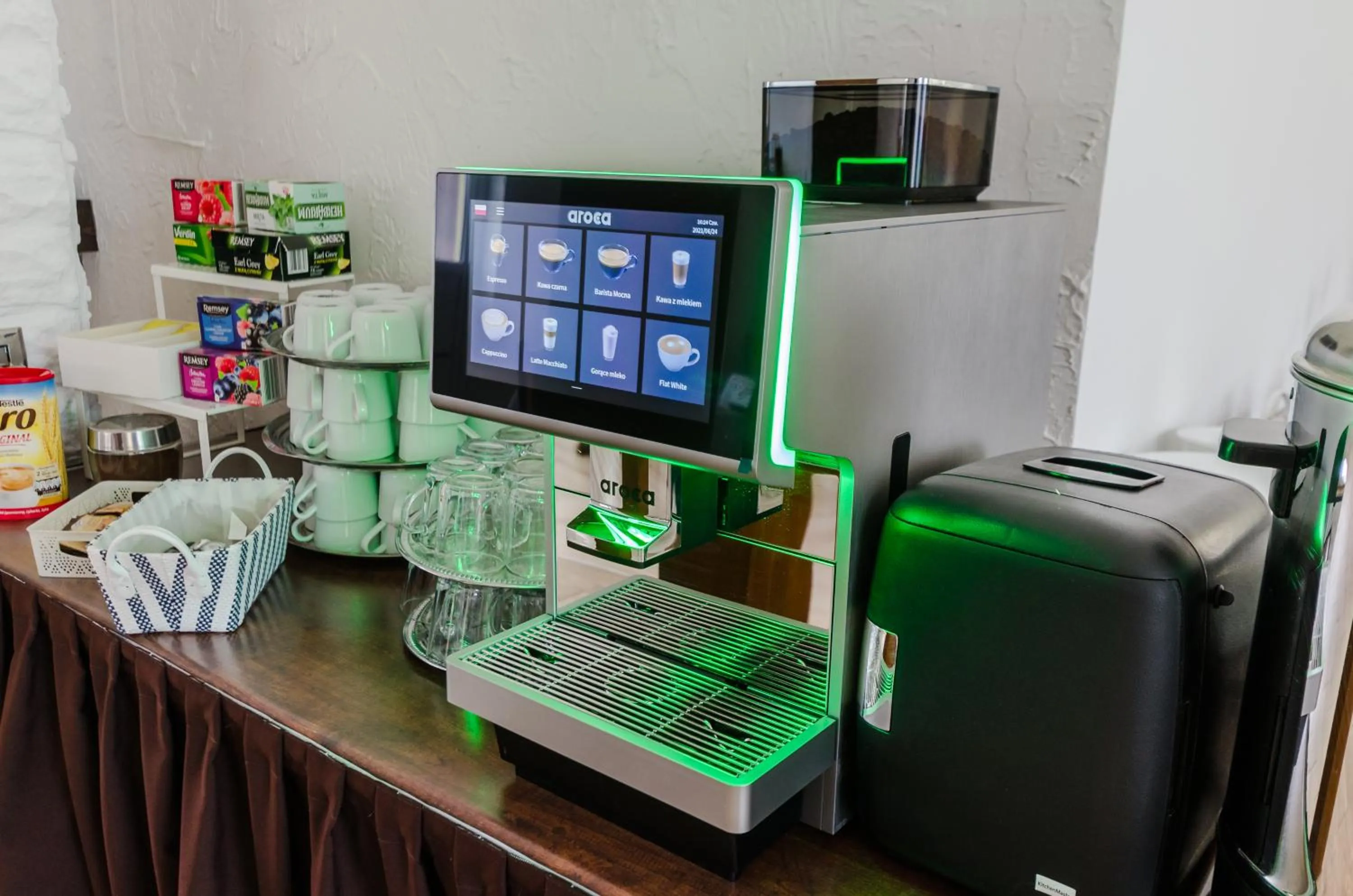 Coffee/tea facilities in RAMZES-pokoje z balkonami,parking,Blisko do plaży Ustka
