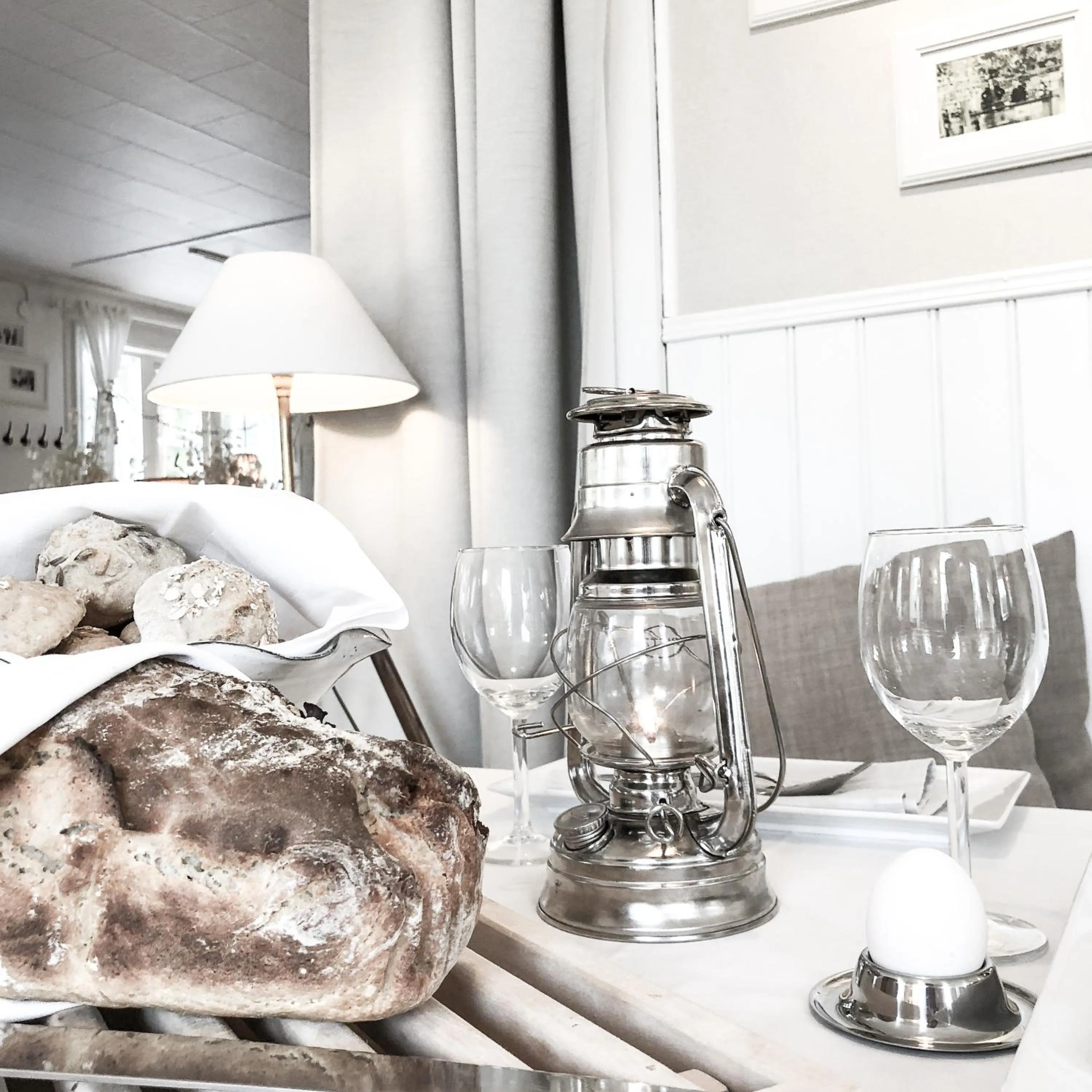 Breakfast in Eco by StrandNära