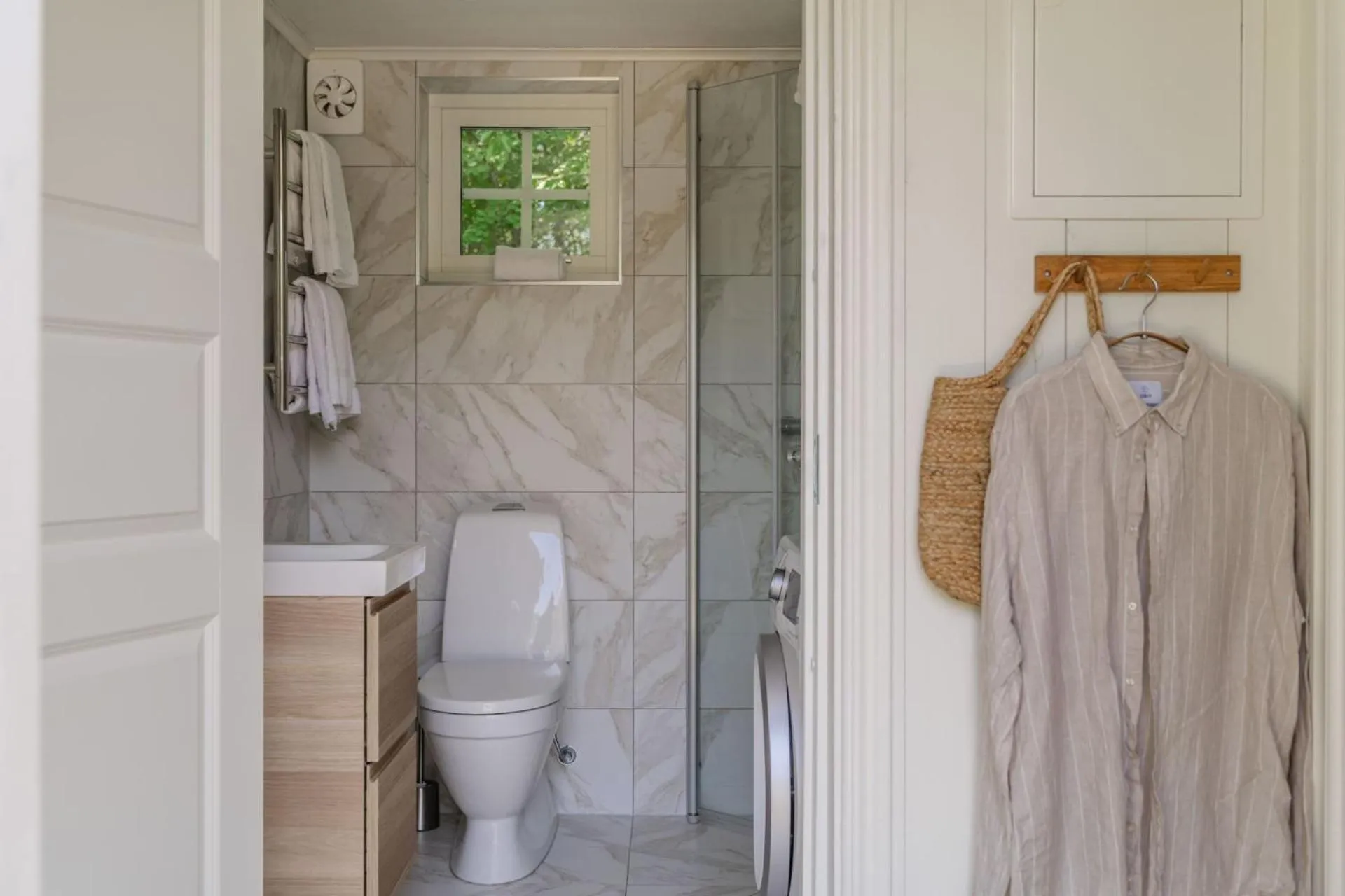 Property building in Naya Retreat & Hotell