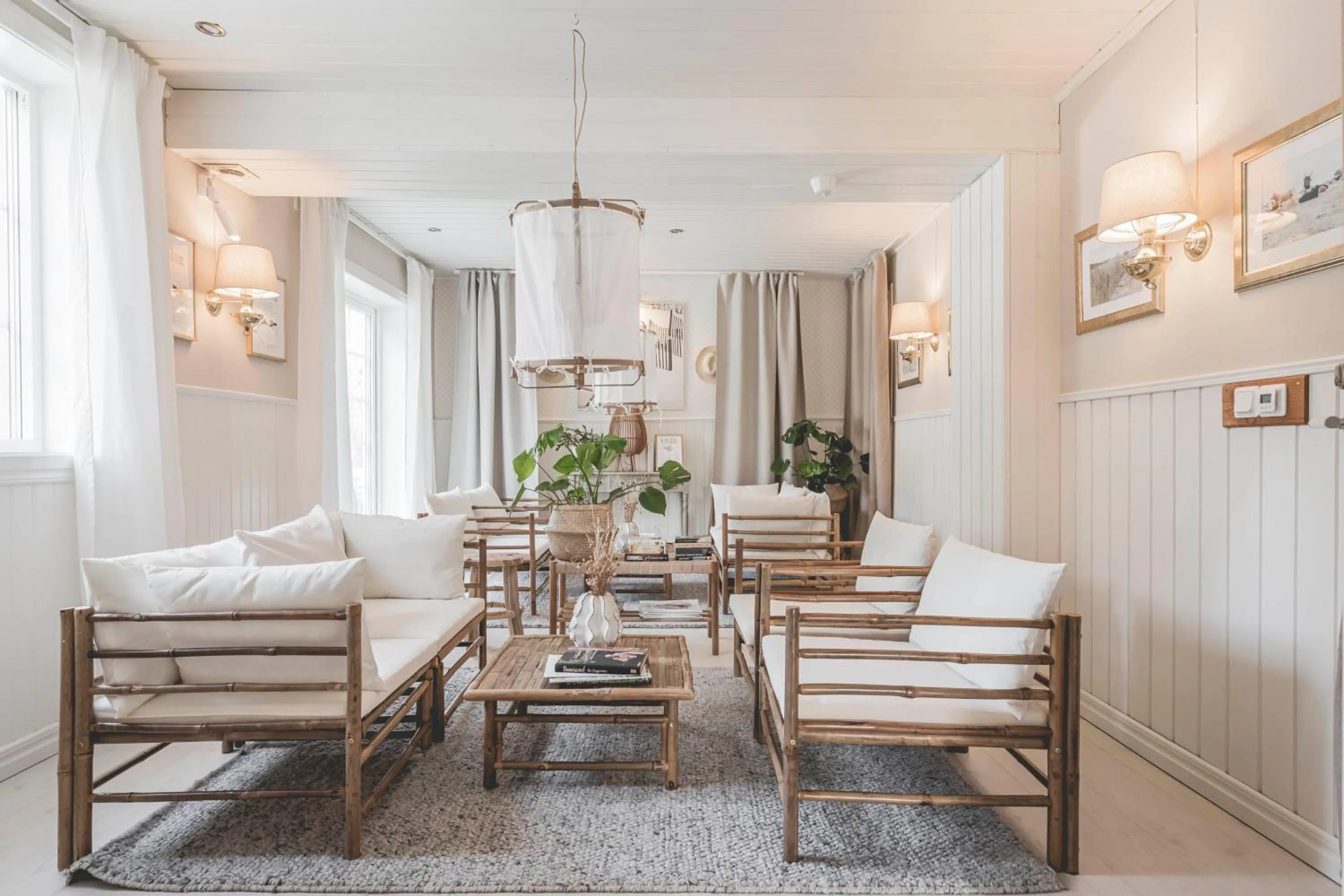 Lobby or reception in Naya Retreat & Hotell