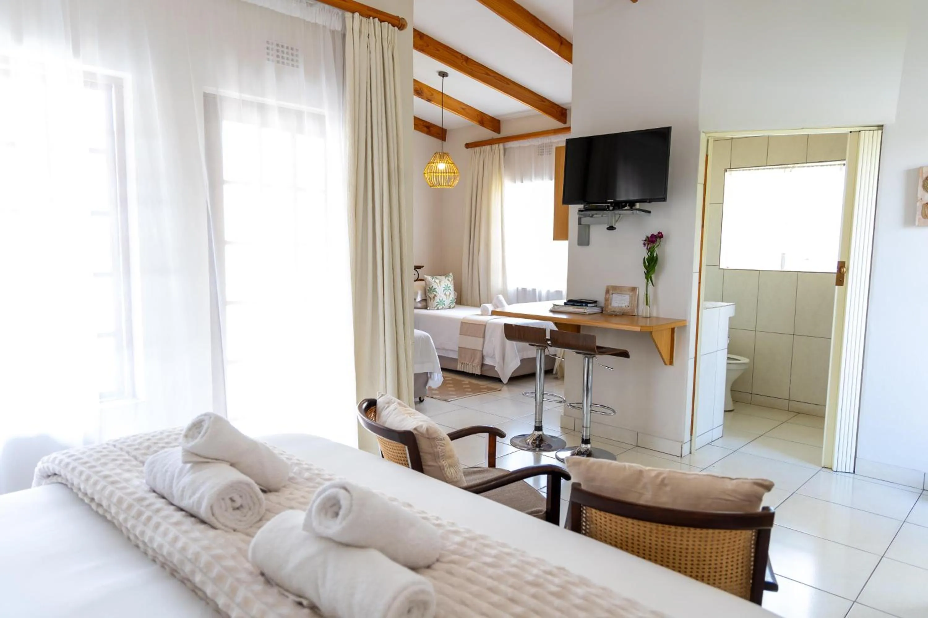 Bathroom in LA Guesthouse