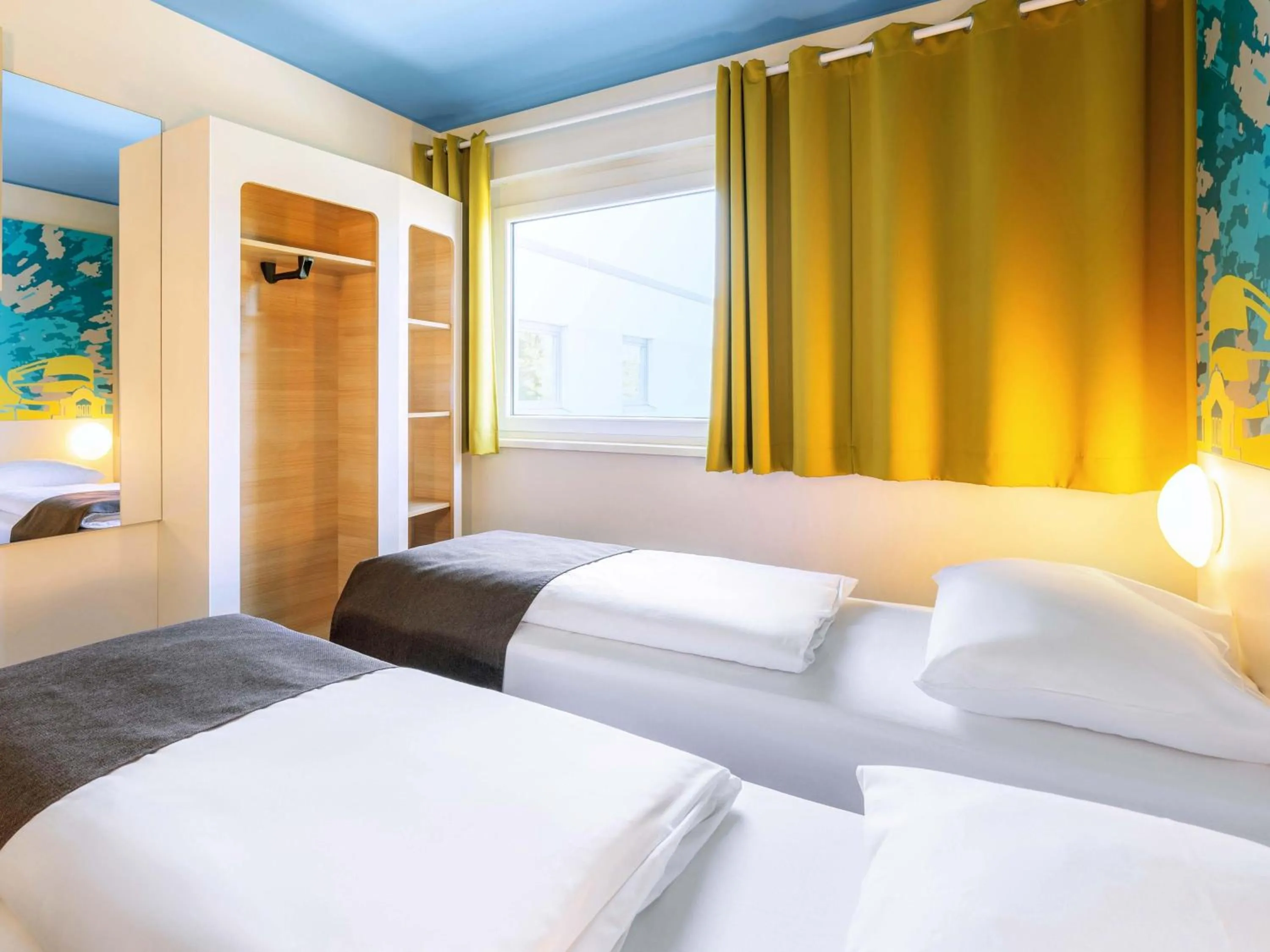 Photo of the whole room, Bed in B&B Hotel Stuttgart-City