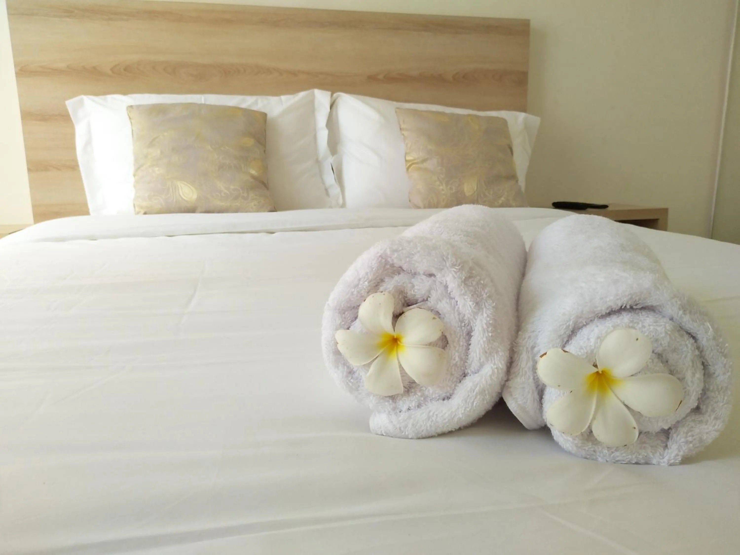 Bed in Wika Bali Beach House