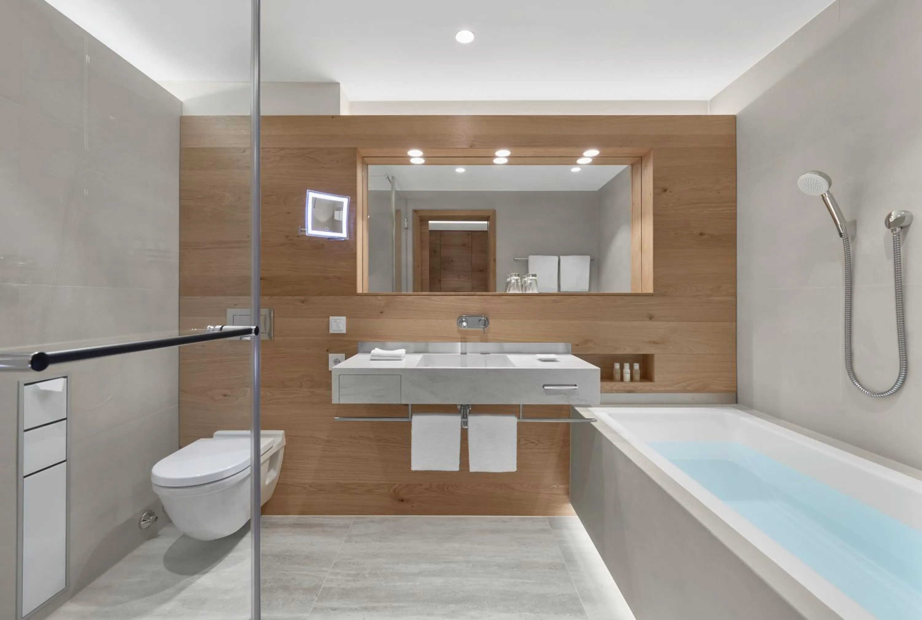 Toilet in Schwarzer Adler Kitzbühel - Adults Only