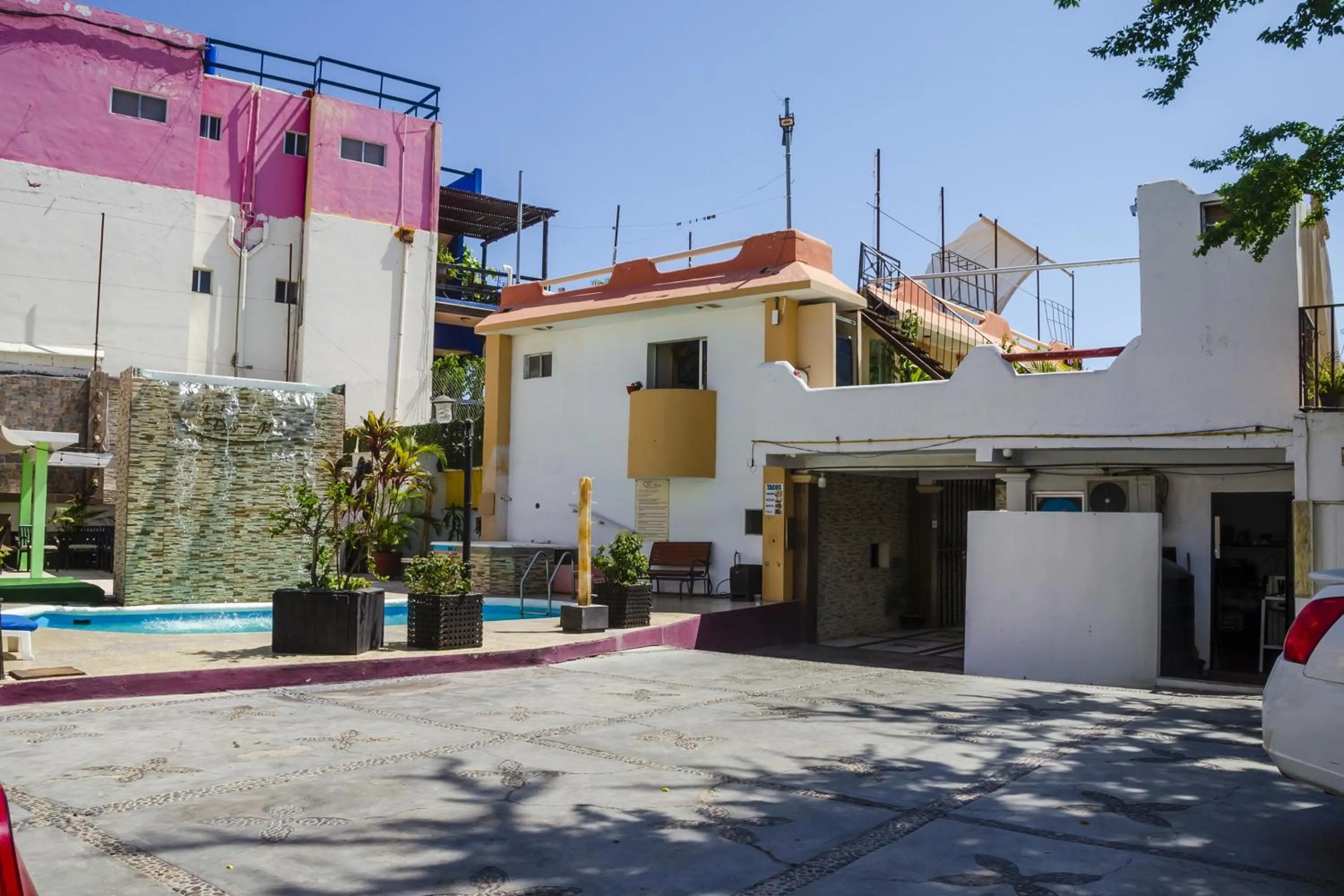 Property building in Capital O Hotel Dos Mares, Cabo San Lucas
