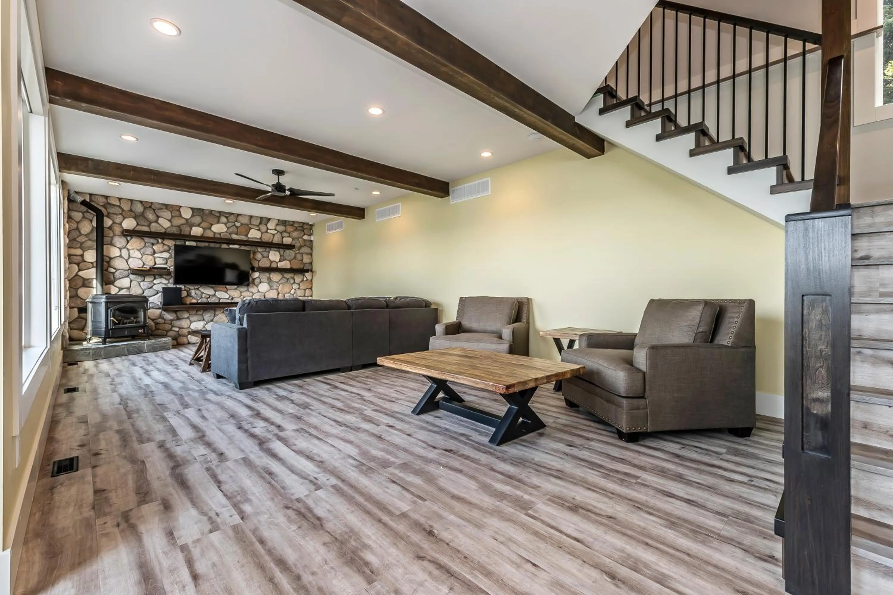 The Lodge on Harrison Lake