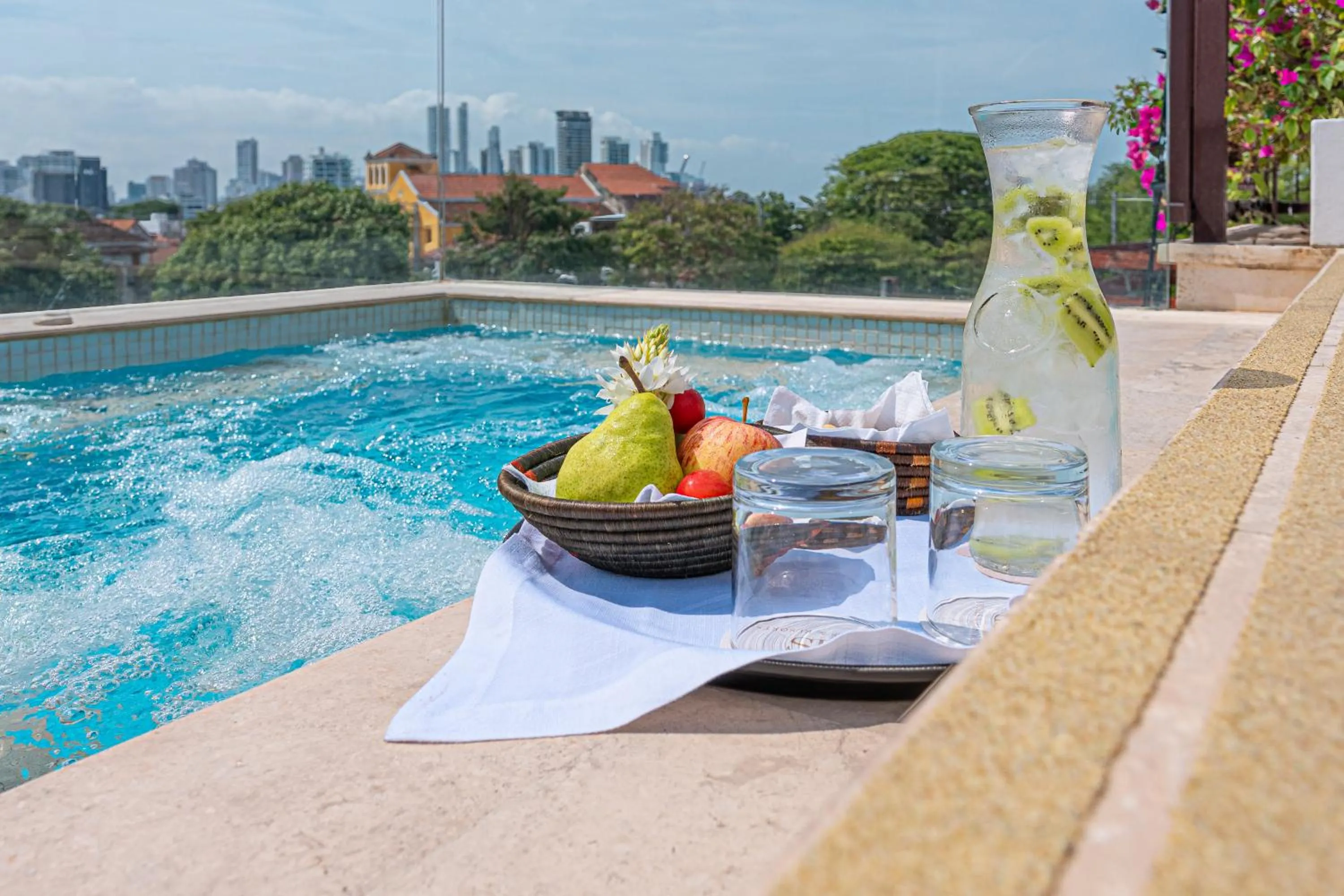 Swimming pool in Hotel Capellán de Getsemaní