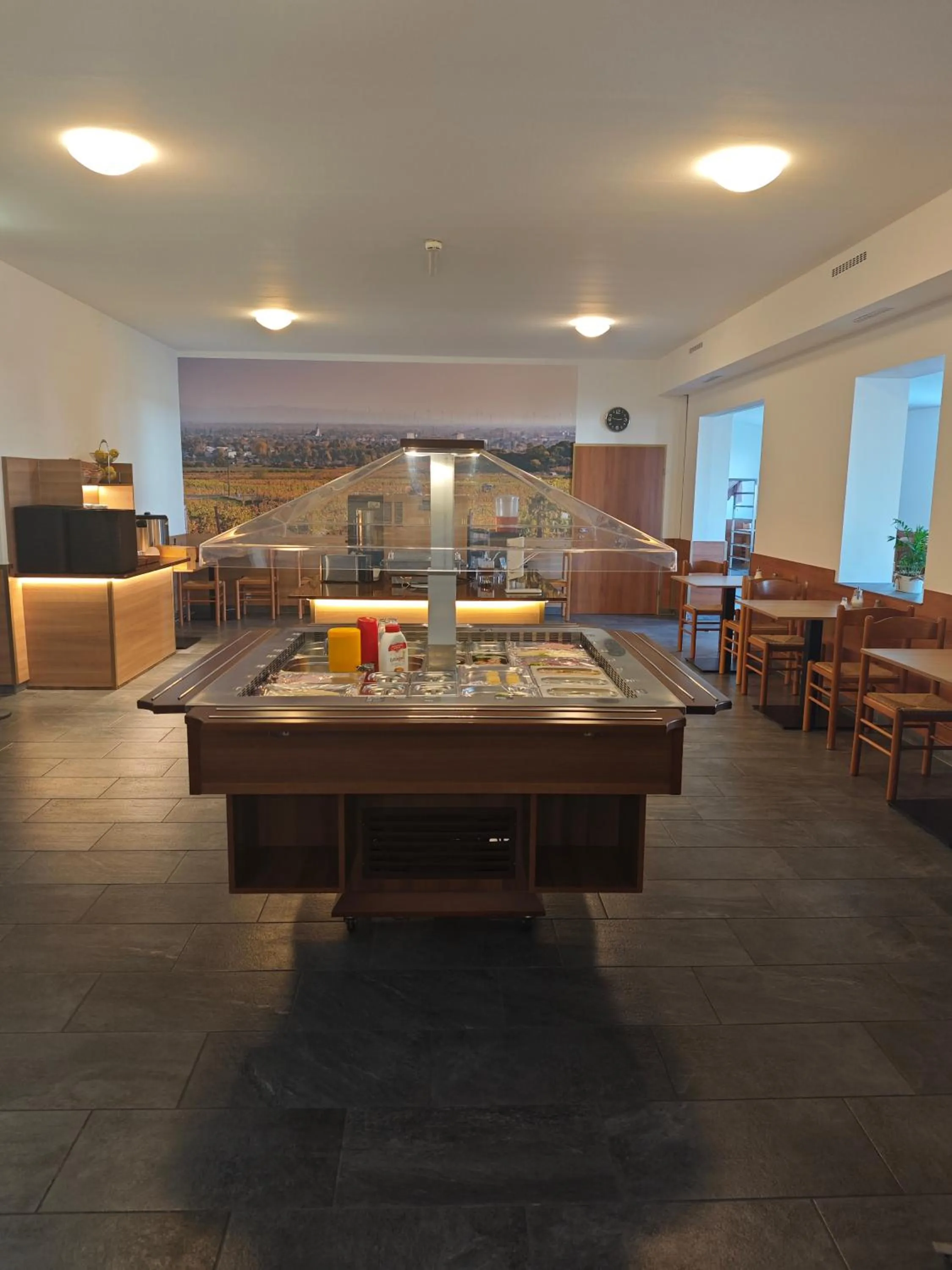 Breakfast in OEKOTEL Traiskirchen