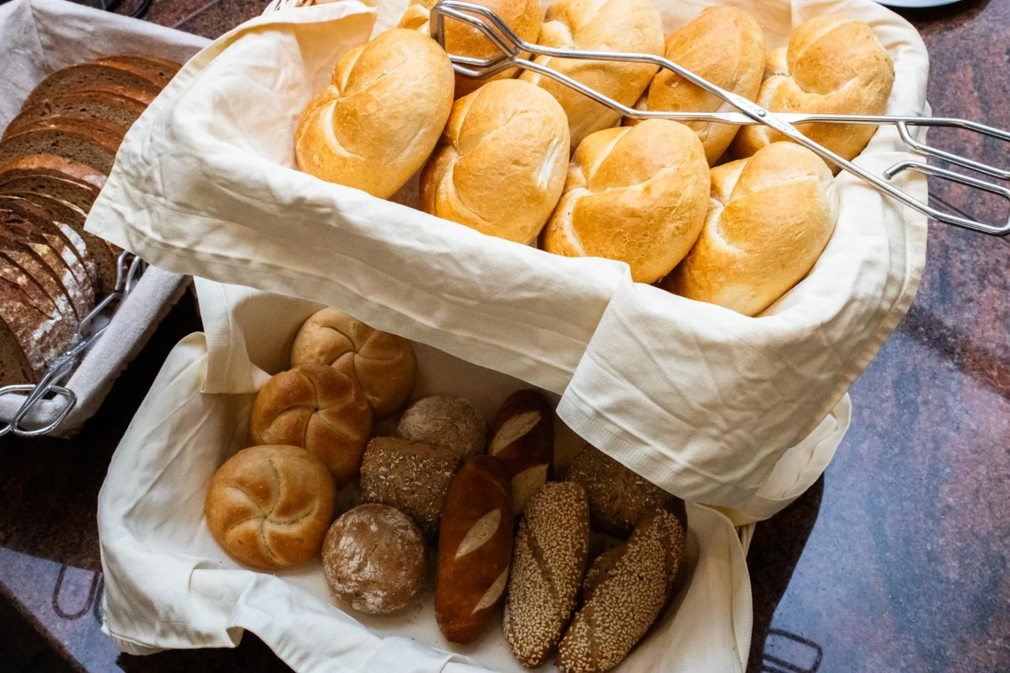 Breakfast in OEKOTEL Traiskirchen