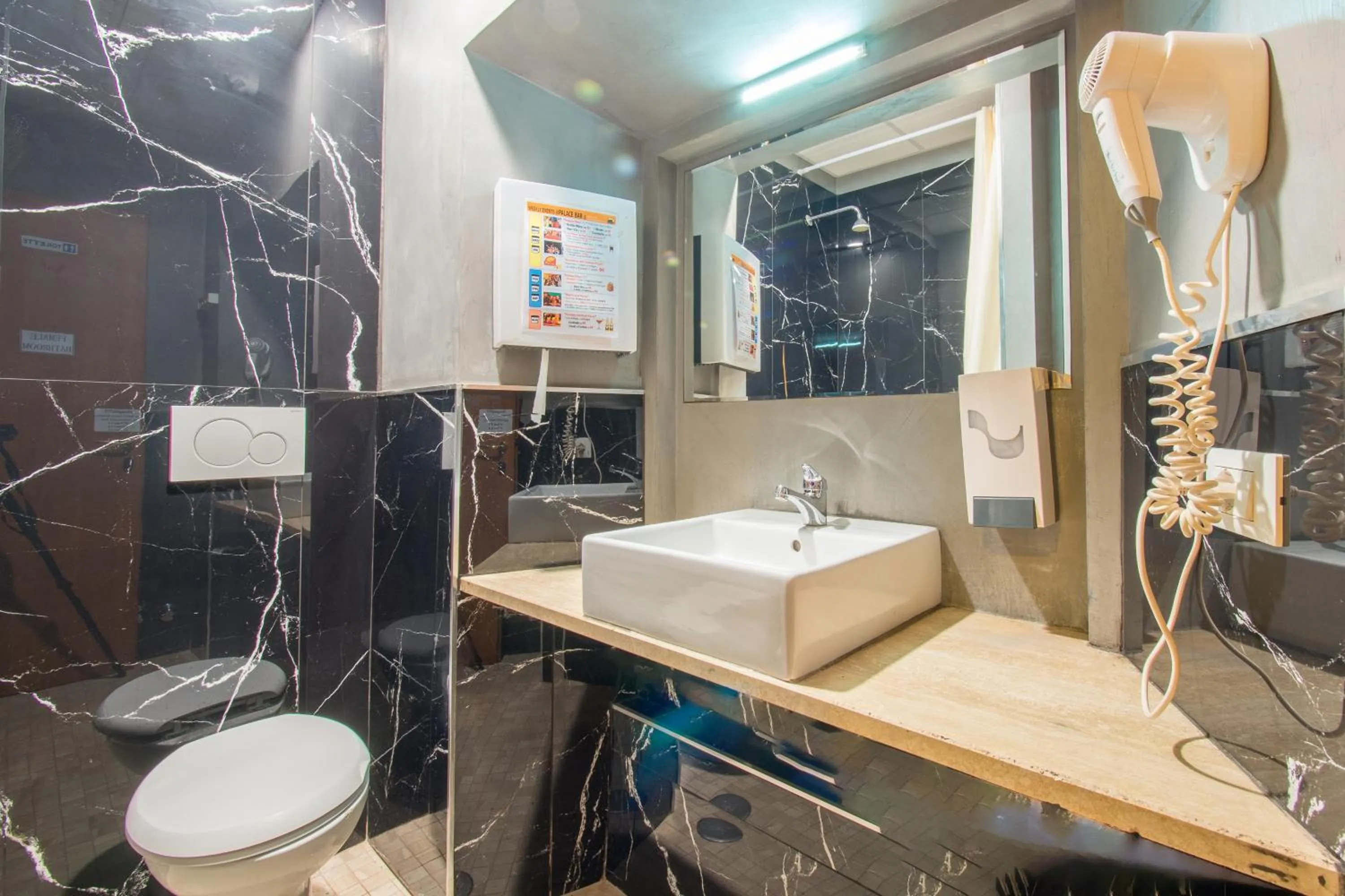 Bathroom in Alessandro Palace & Bar