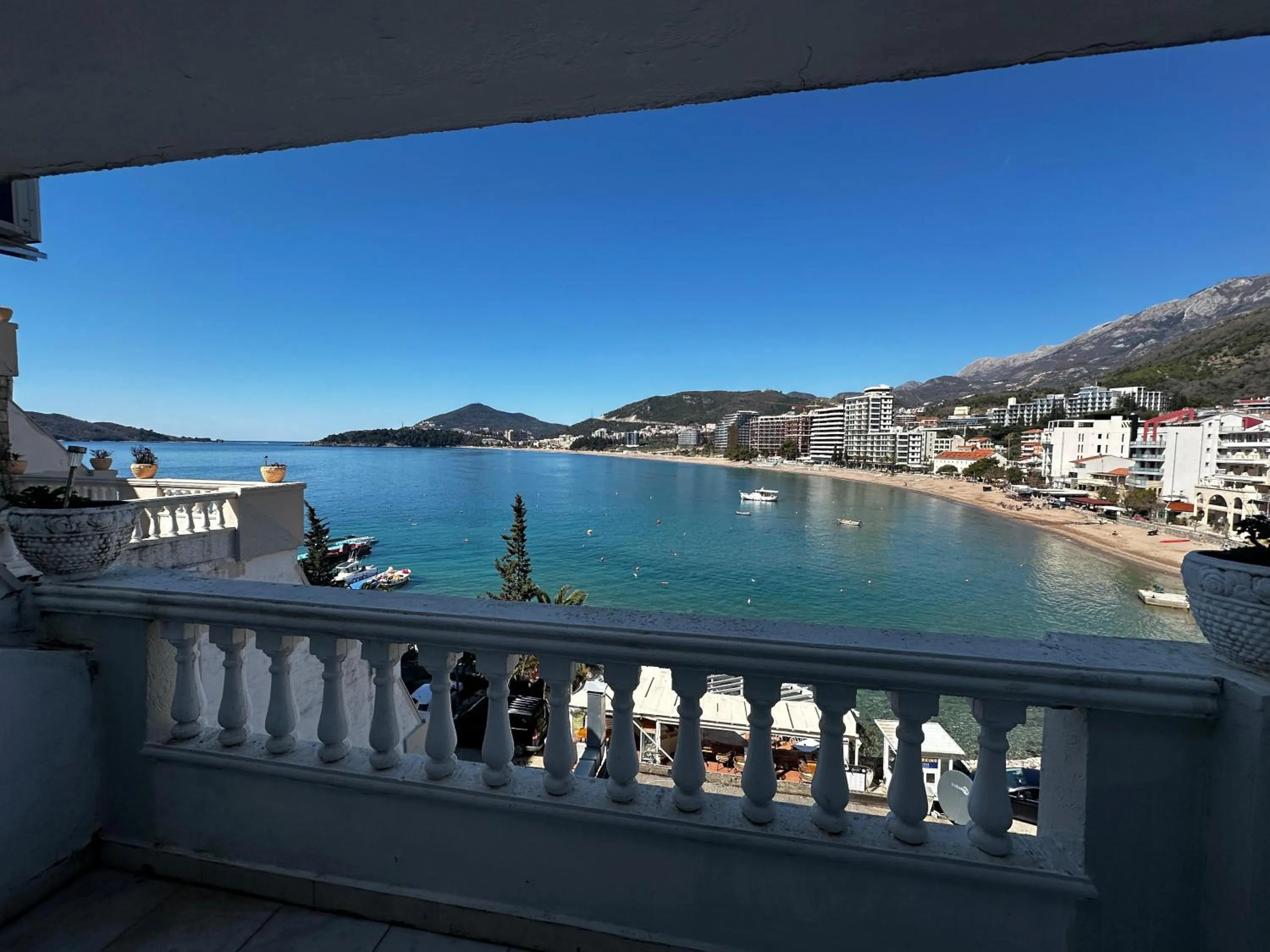 Sea view in New Hotel Kuč By Marvel