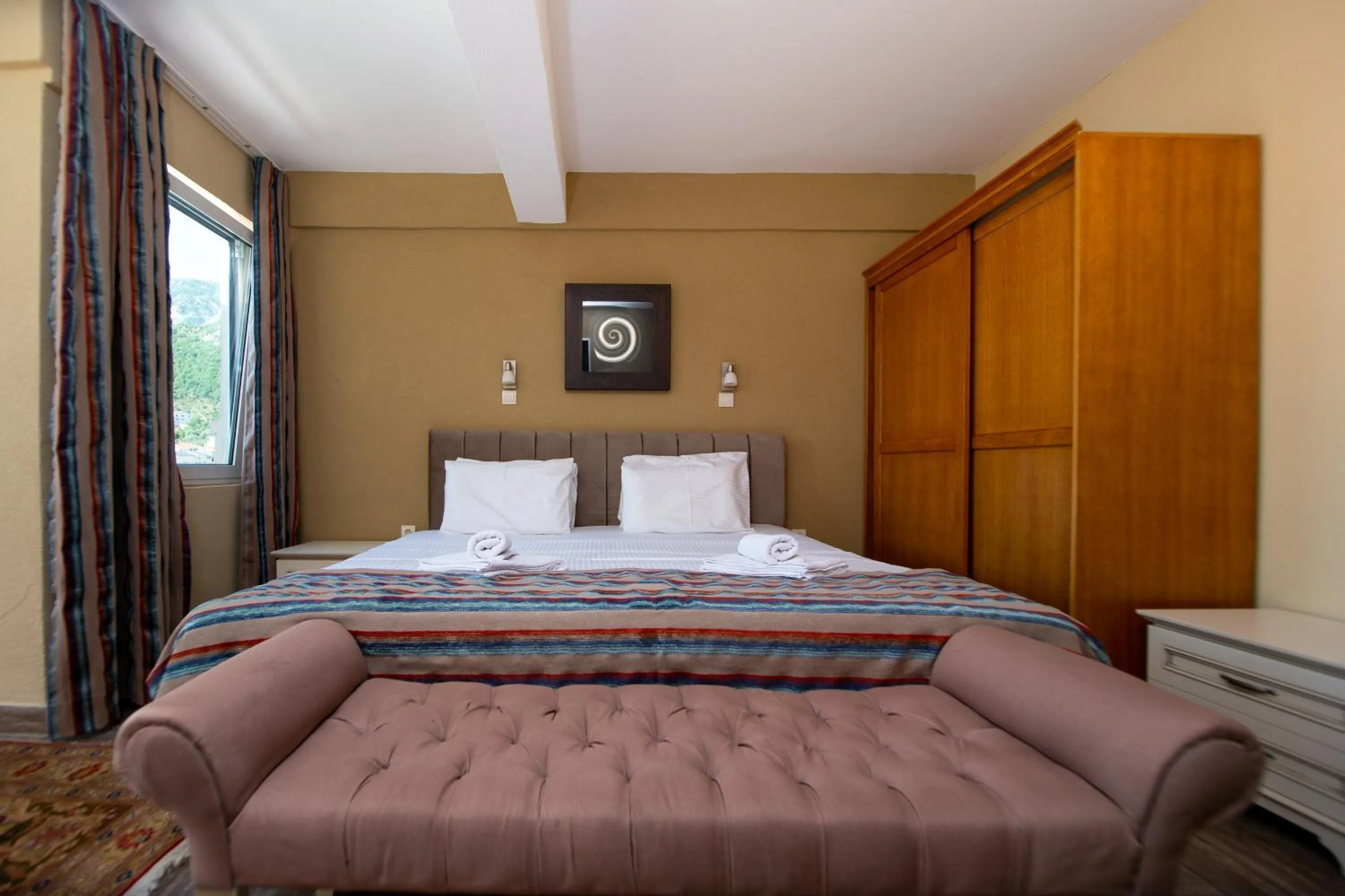 Photo of the whole room, Bed in New Hotel Kuč By Marvel
