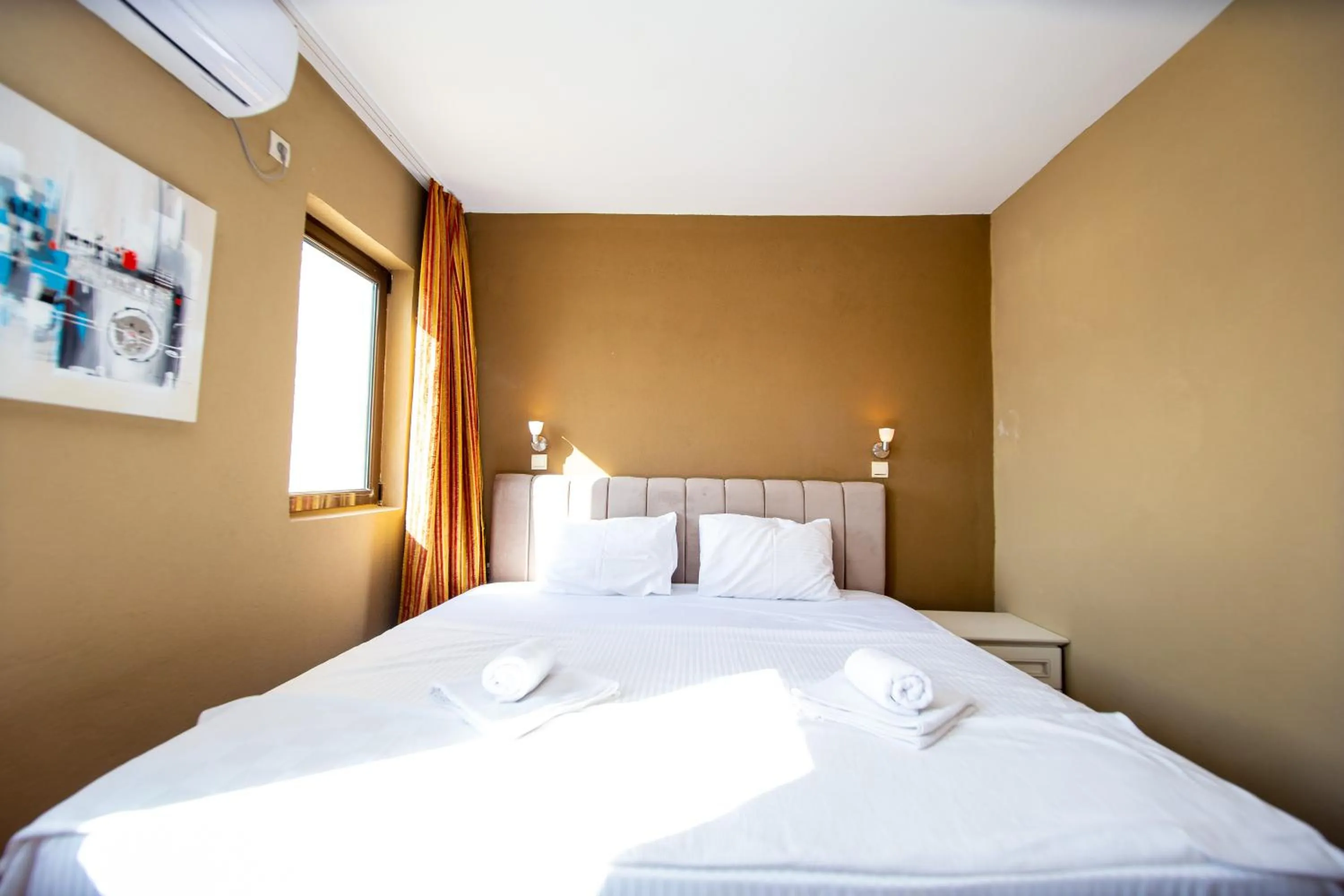 Bed in New Hotel Kuč By Marvel