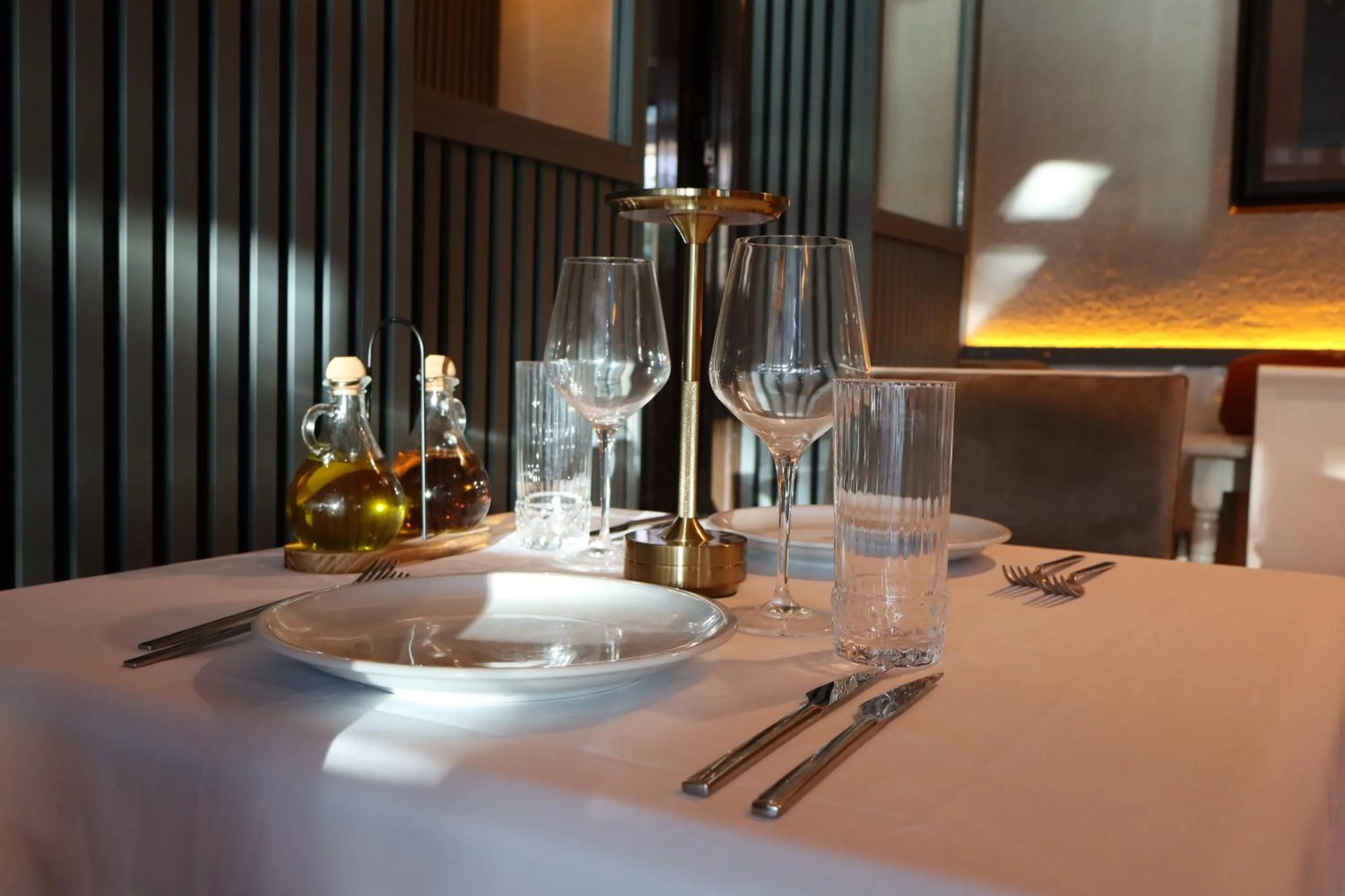 Food and drinks in New Hotel Kuč By Marvel