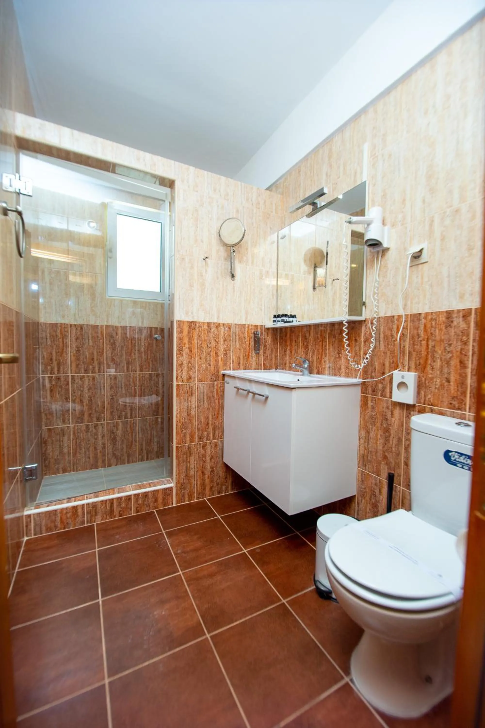 Shower in New Hotel Kuč By Marvel