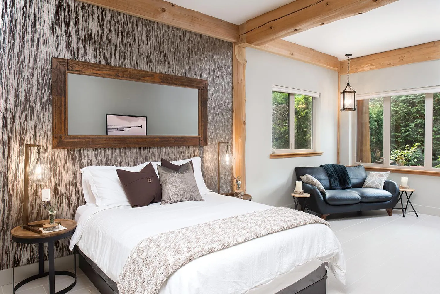 Bedroom, Bed in The Rockwell-Harrison Guest Lodge