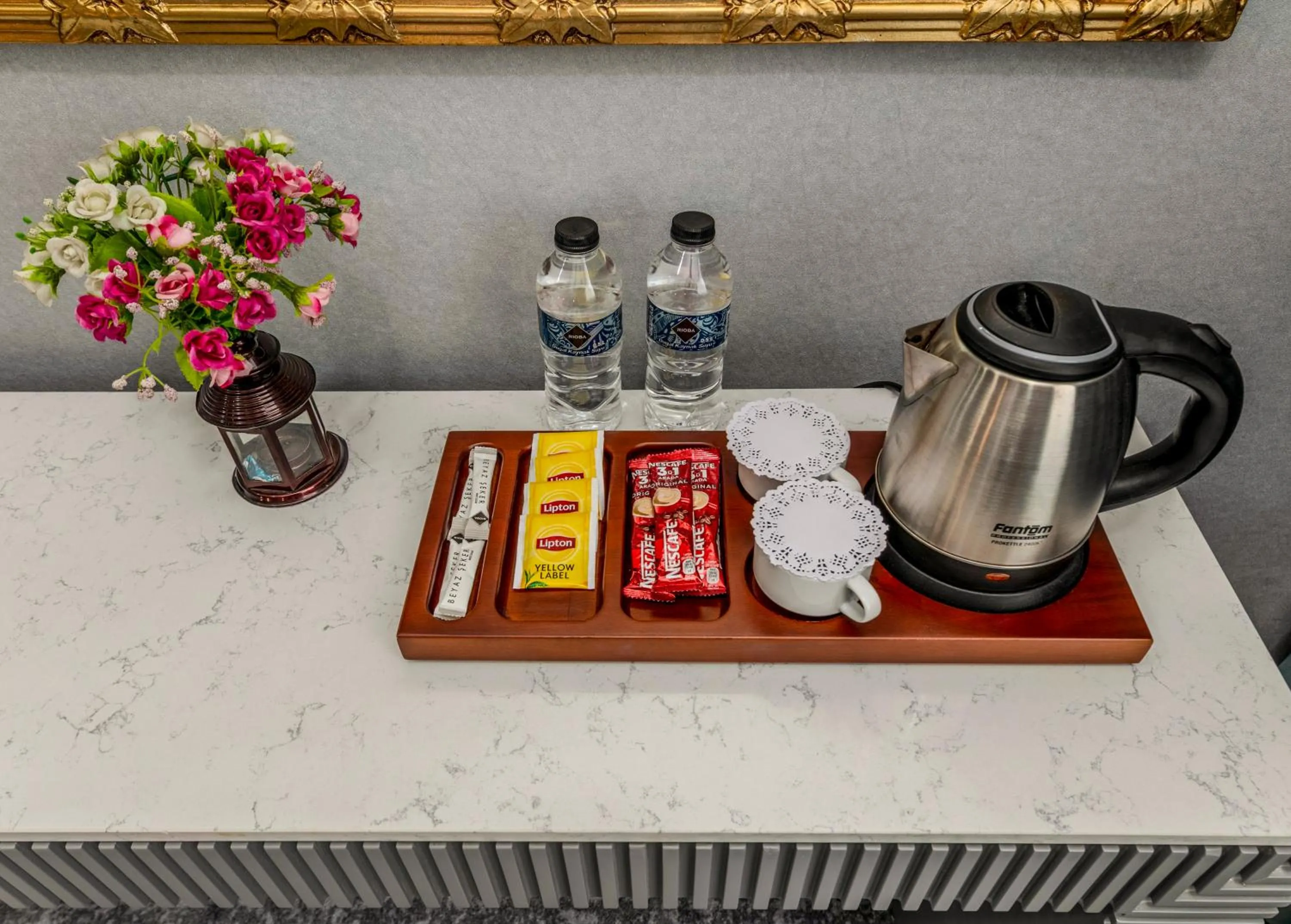 Coffee/tea facilities in Tilia Hotel