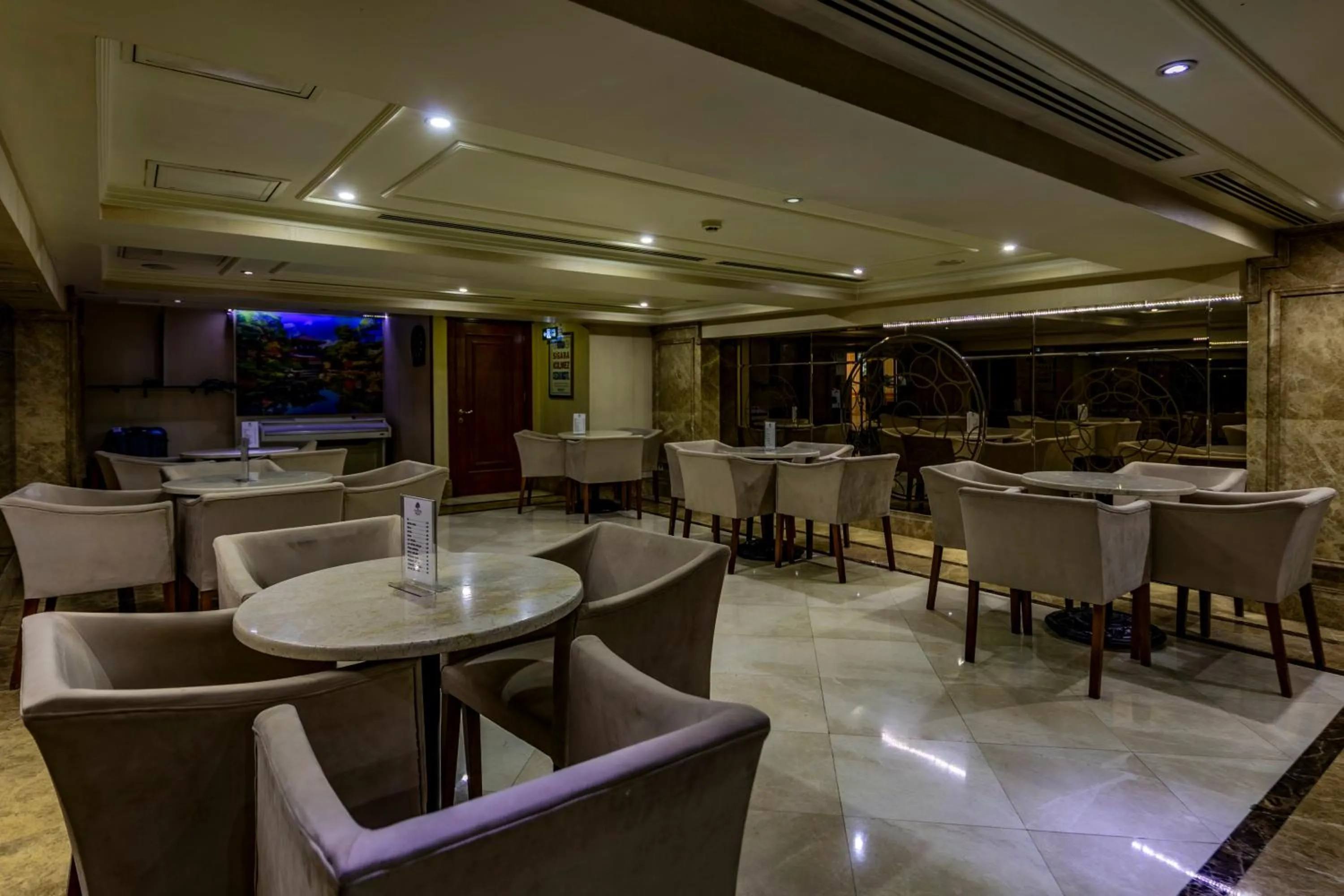 Restaurant/places to eat in Tilia Hotel